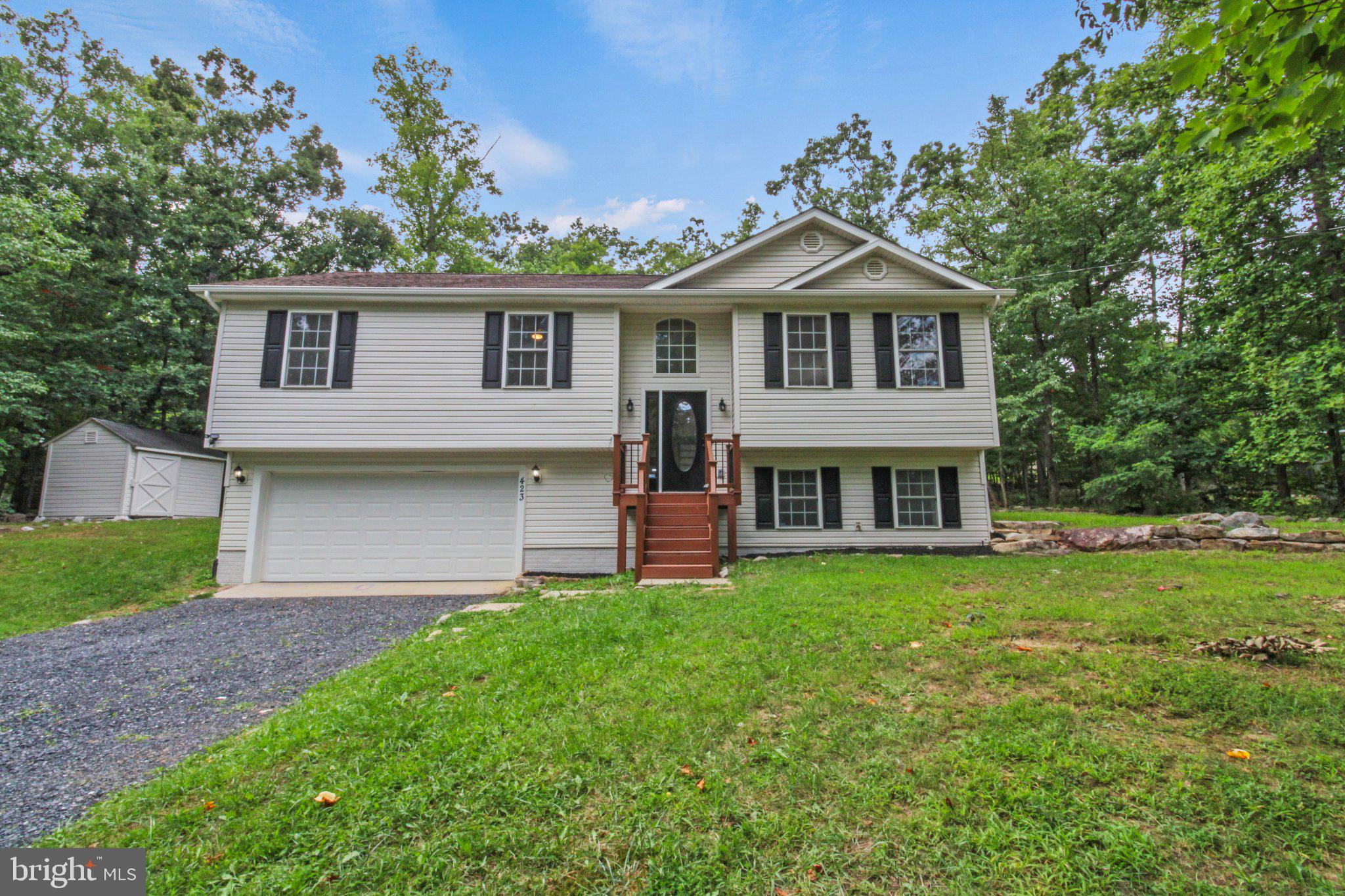 423 PANTHER DRIVE