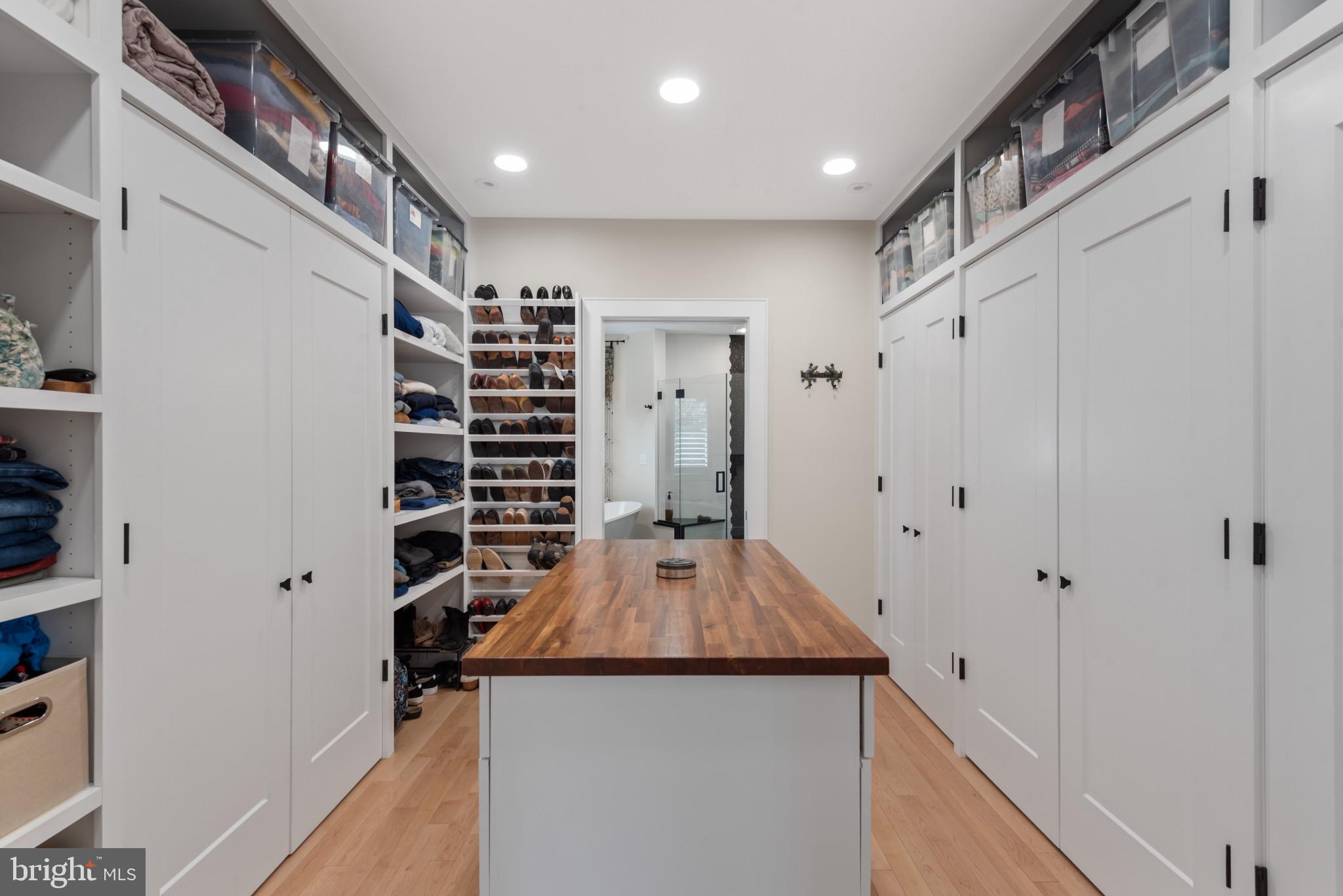 BRIGHTWOOD - Residential