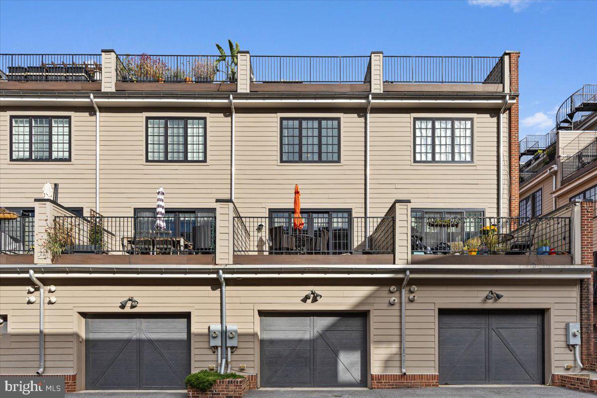 BREWERS HILL - Residential