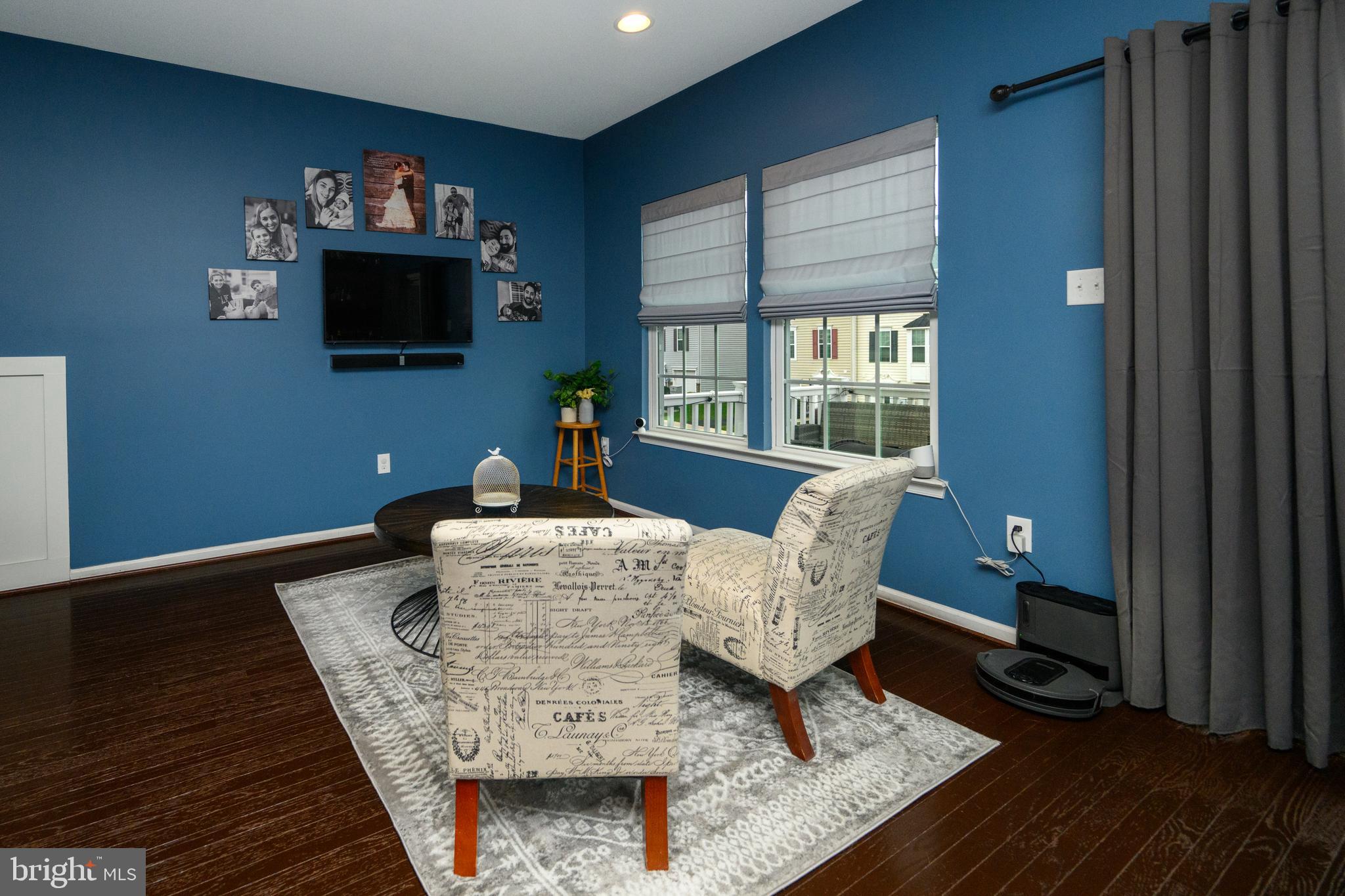 WASHINGTON SQUARE - Residential