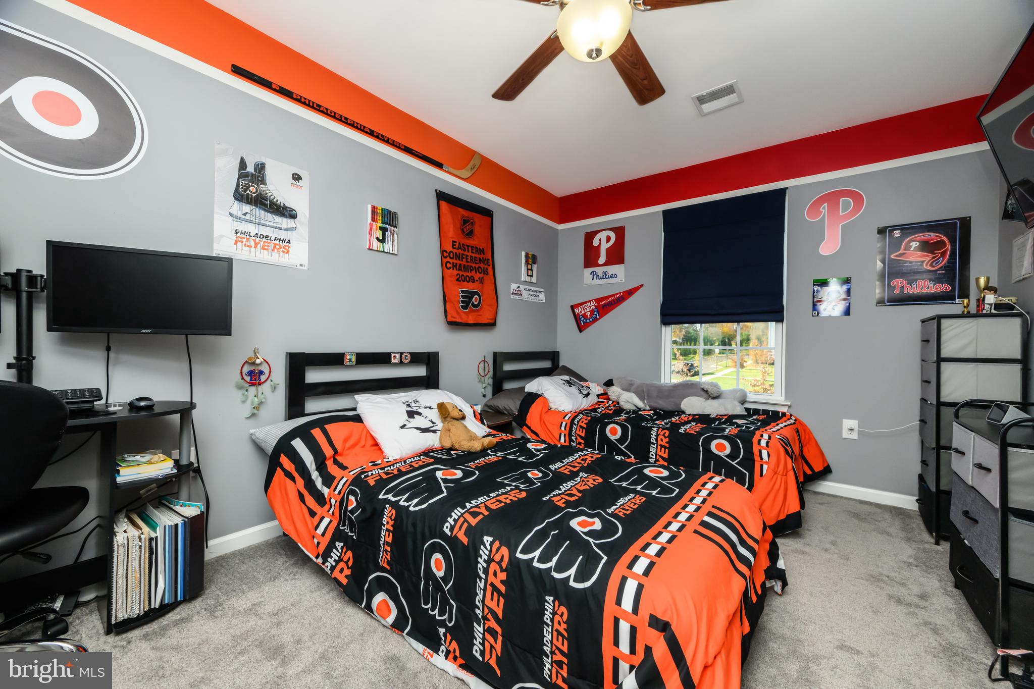 WASHINGTON SQUARE - Residential