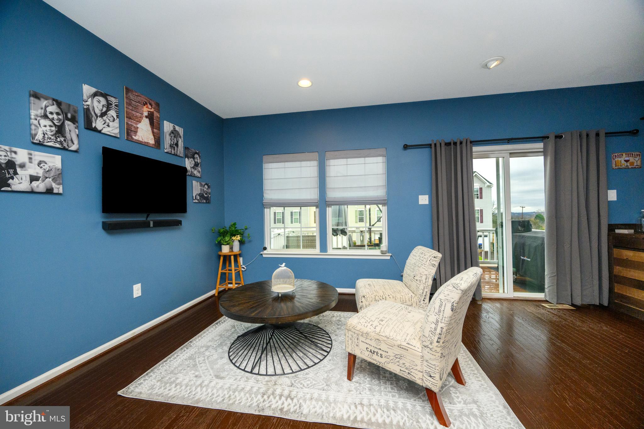 WASHINGTON SQUARE - Residential