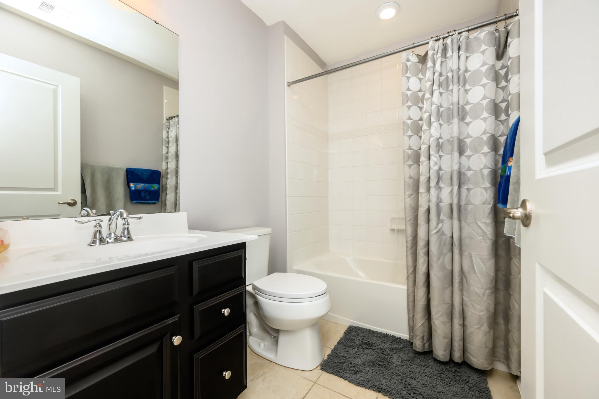 WASHINGTON SQUARE - Residential