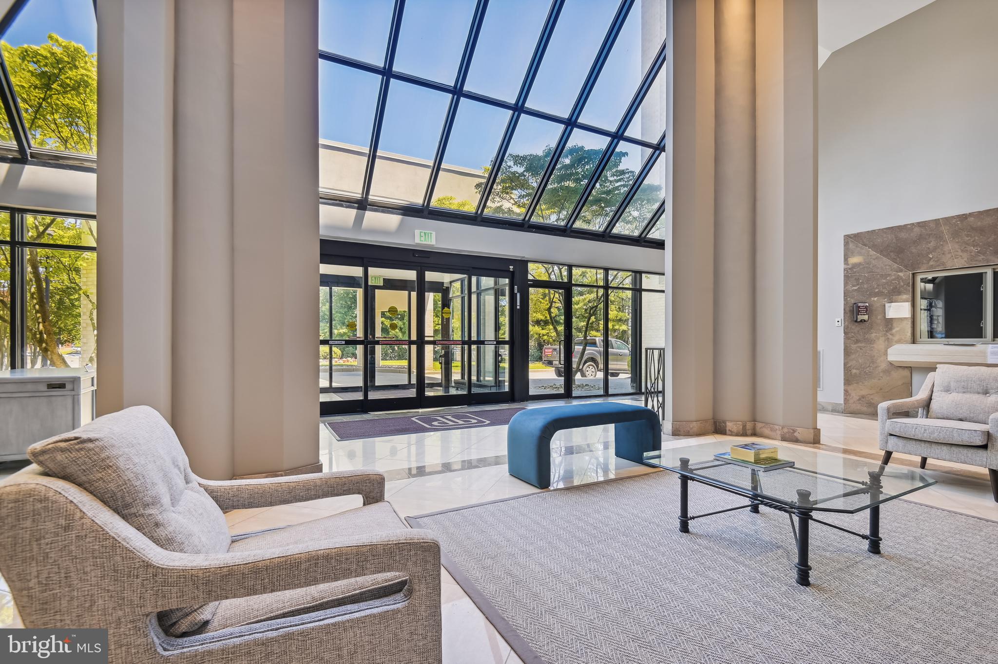 PAVILION IN THE PARK - Residential