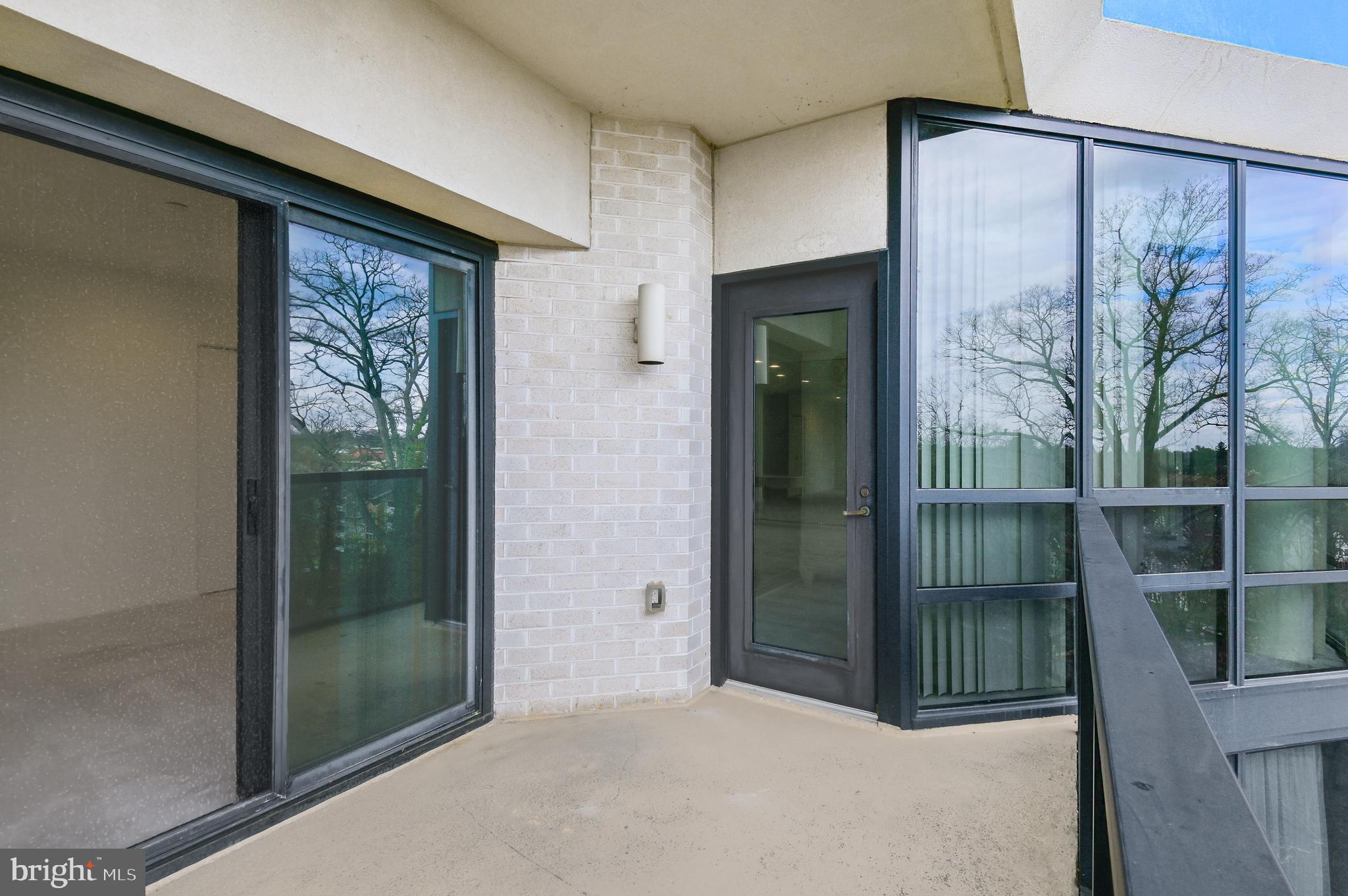 PAVILION IN THE PARK - Residential