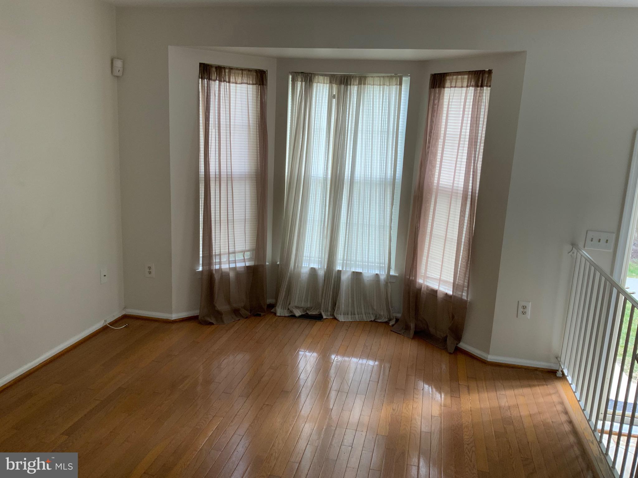 YORKSHIRE KNOLLS PLAT 12 - Residential Lease