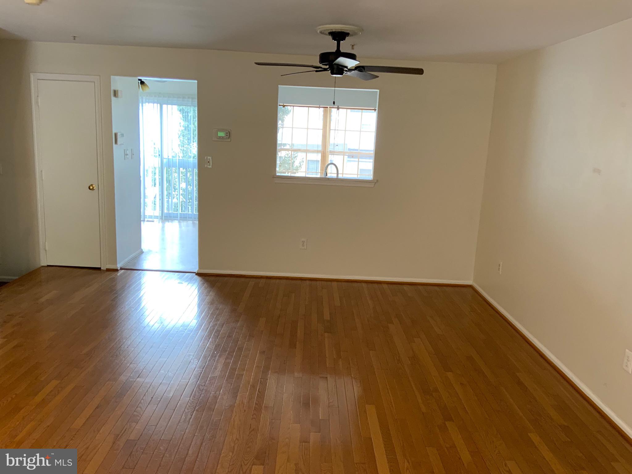 YORKSHIRE KNOLLS PLAT 12 - Residential Lease