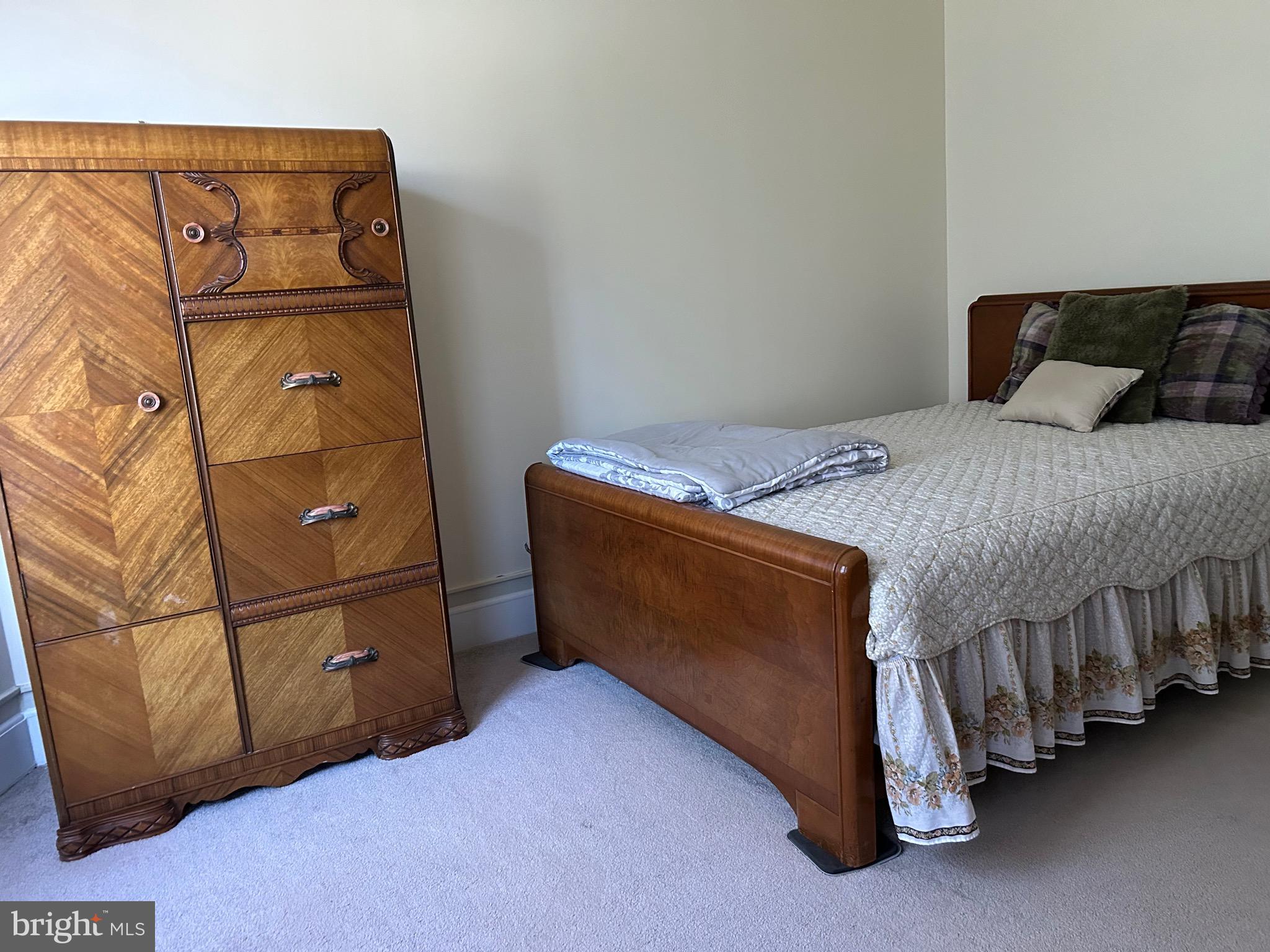 JOHNSON HEIGHTS - Residential