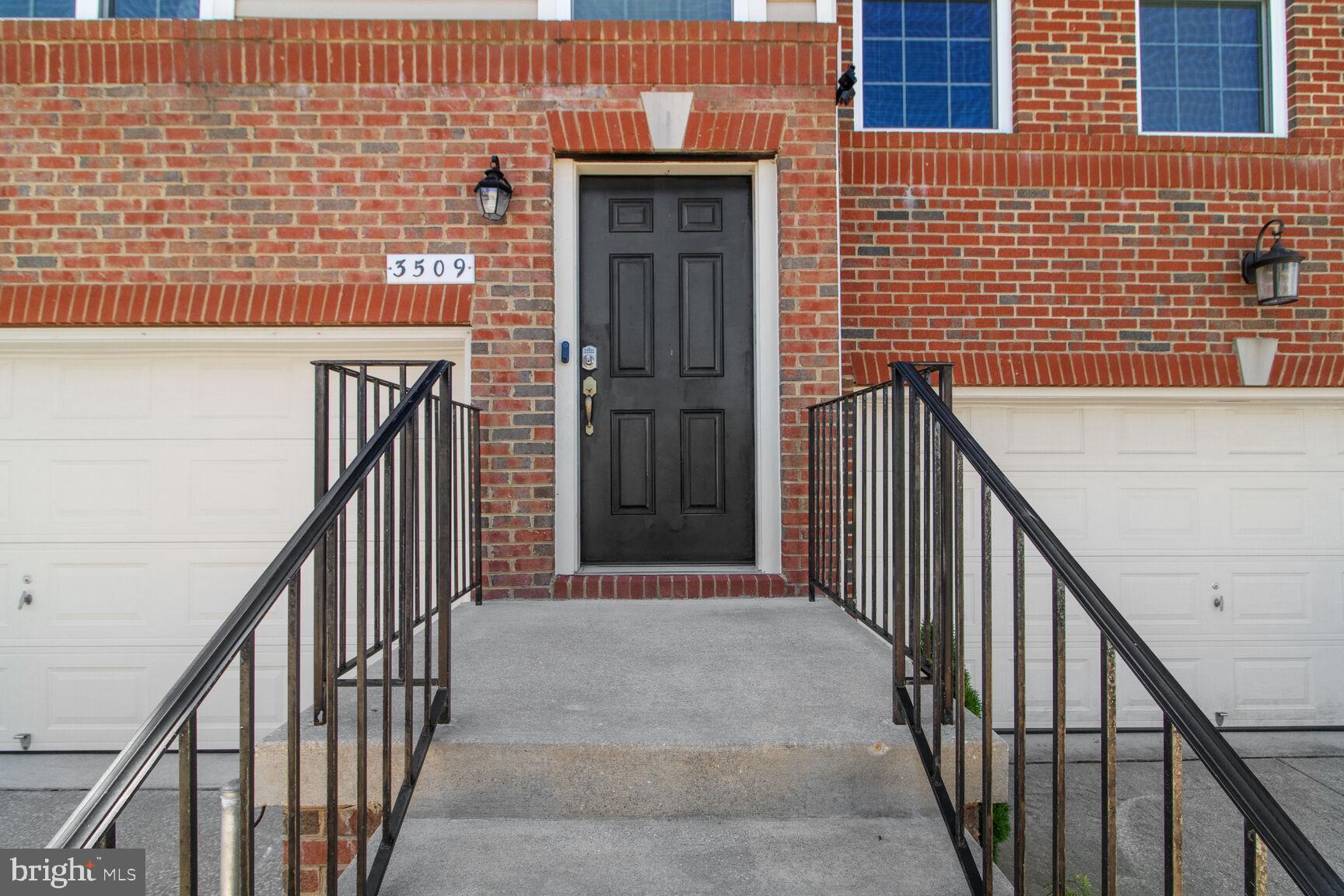 FIELDSTONE FARM - Residential