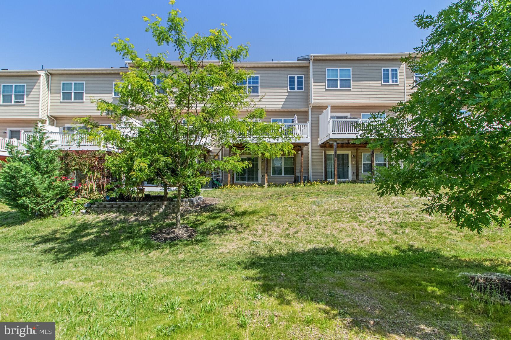 FIELDSTONE FARM - Residential