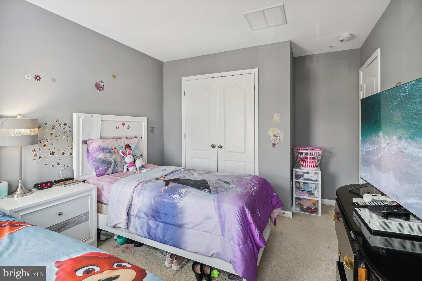 FIELDSTONE FARM - Residential