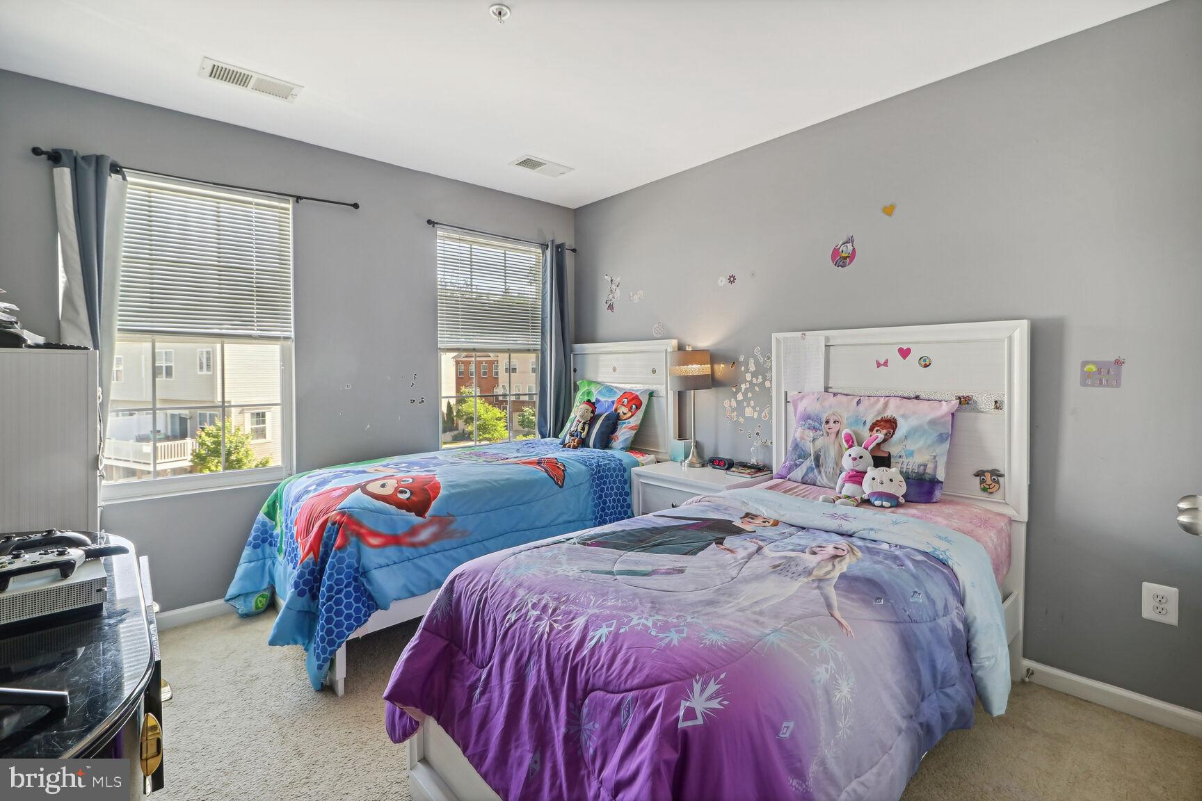 FIELDSTONE FARM - Residential