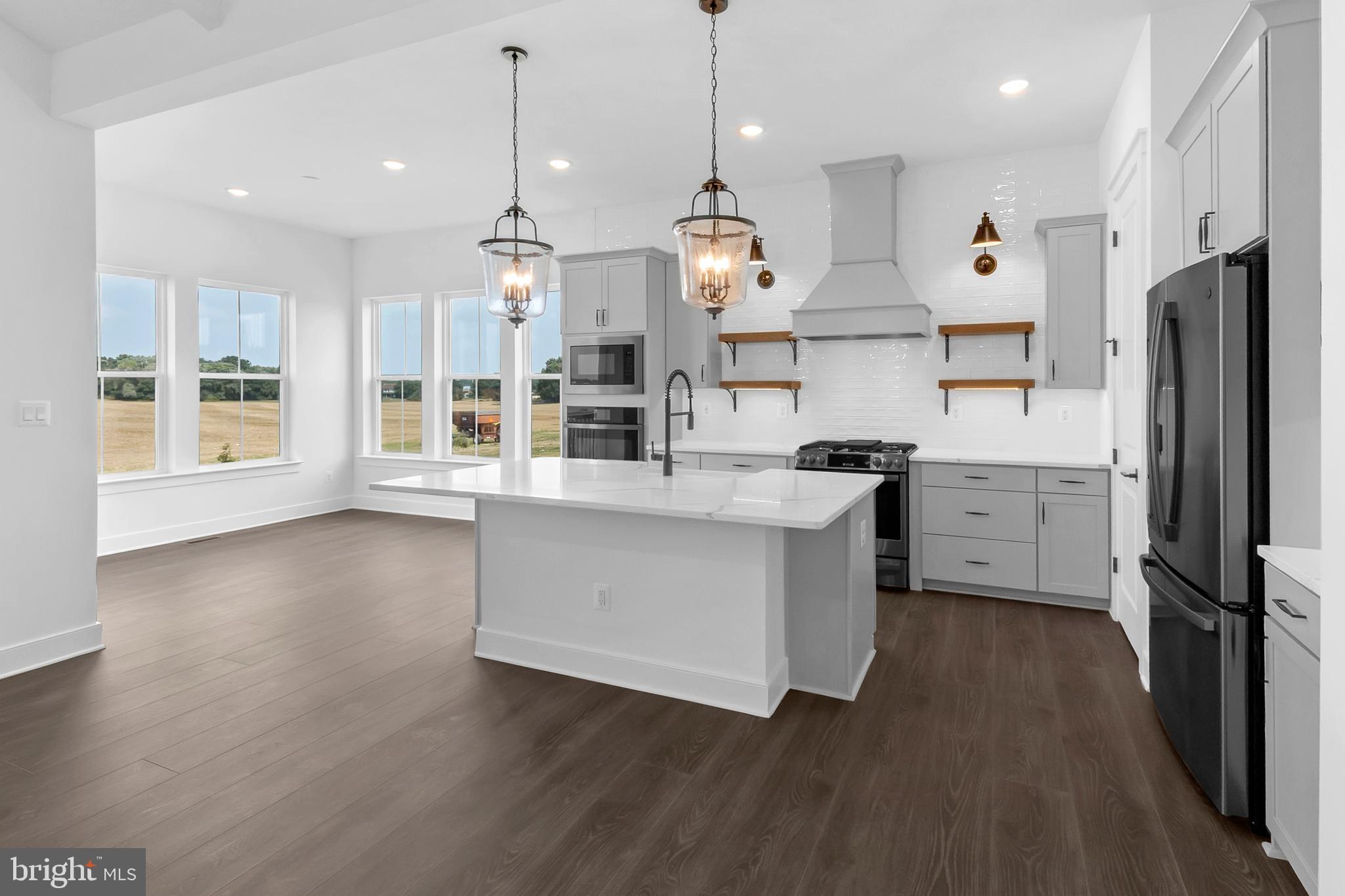 FOUR SEASONS AT HATTERAS HILLS - Residential