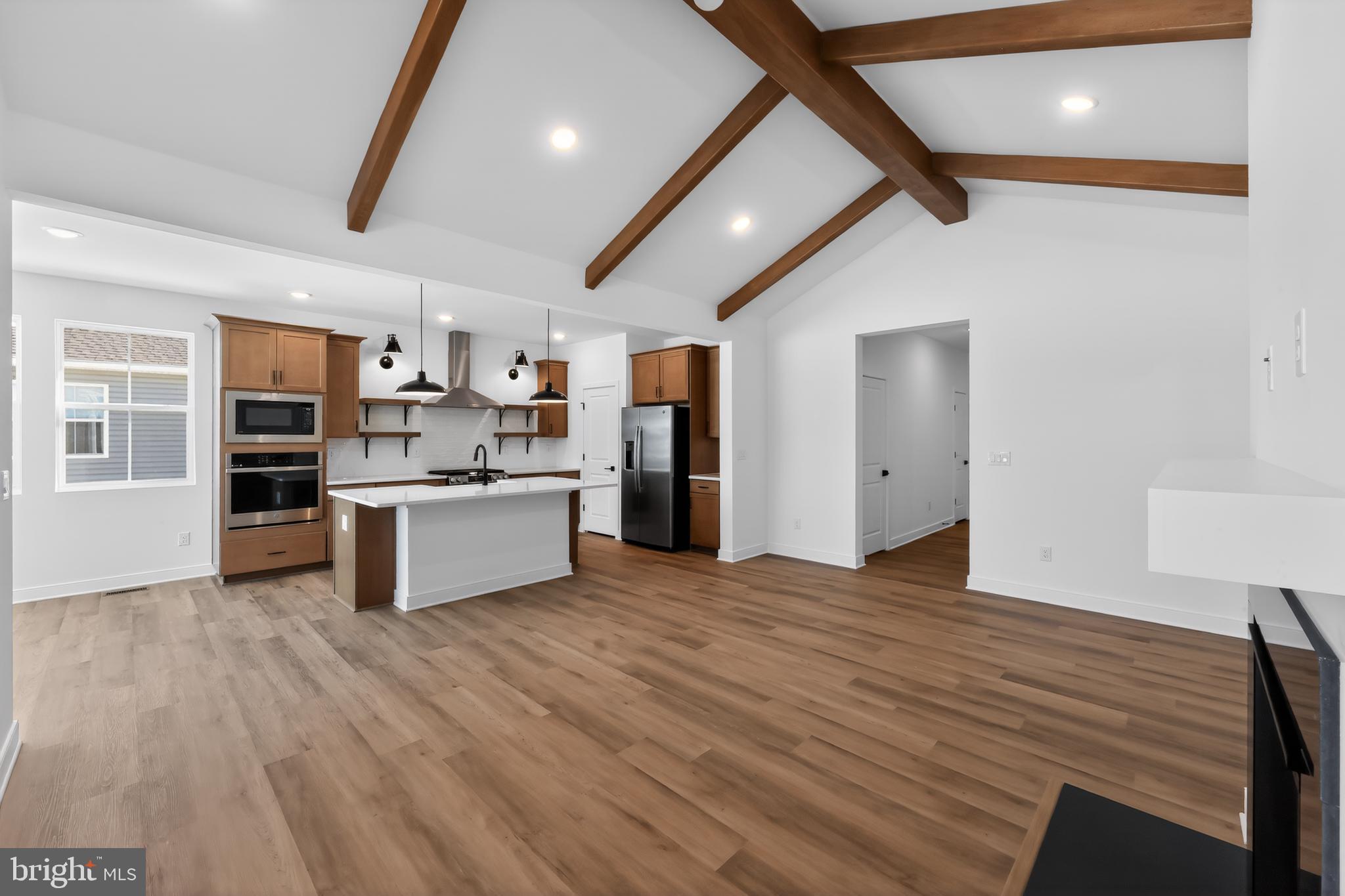 FOUR SEASONS AT HATTERAS HILLS - Residential