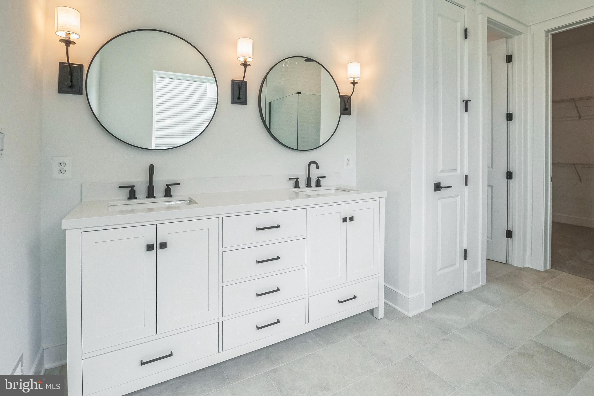 FOUR SEASONS AT HATTERAS HILLS - Residential