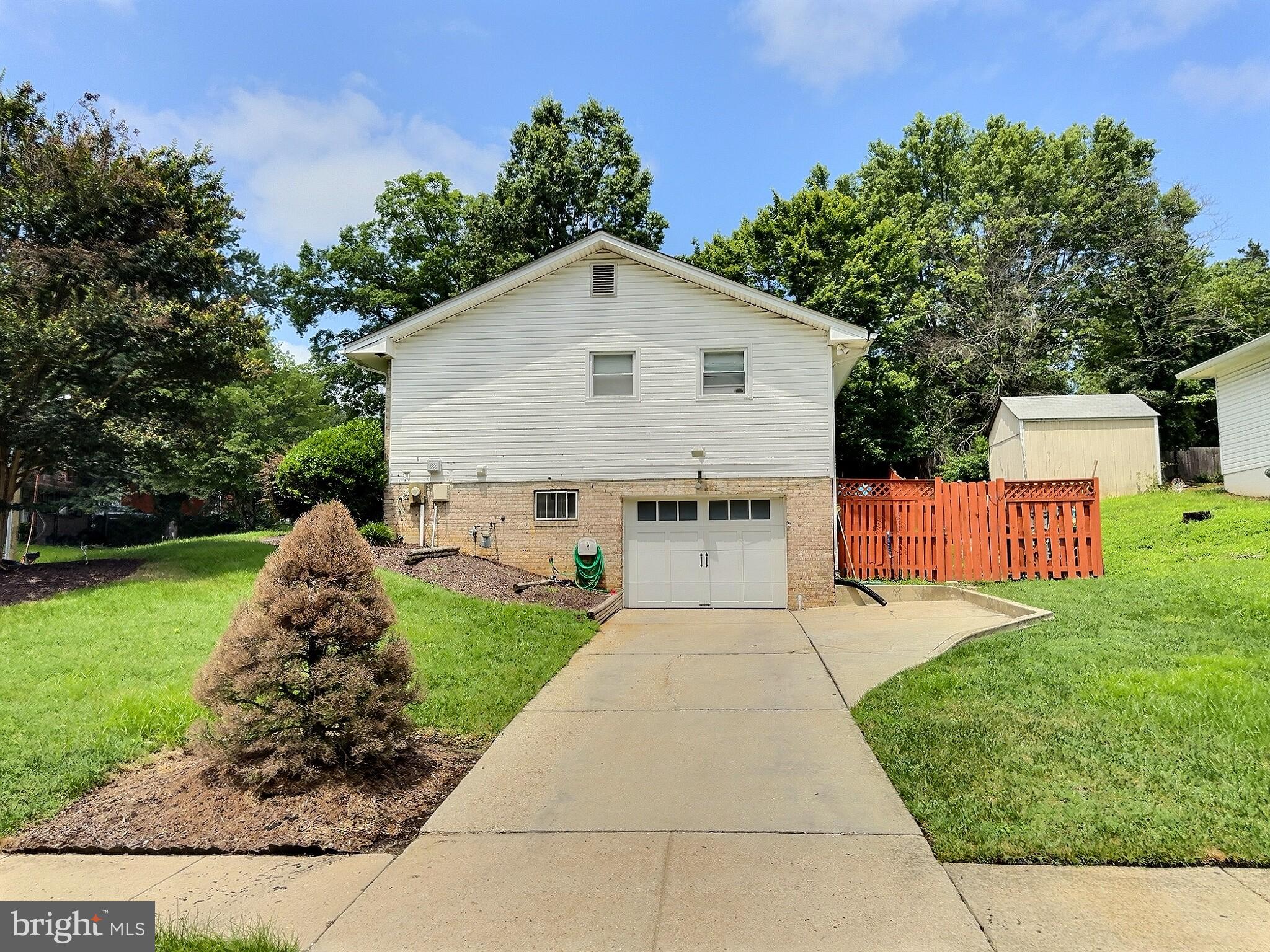 ROSEDALE ESTATES - Residential
