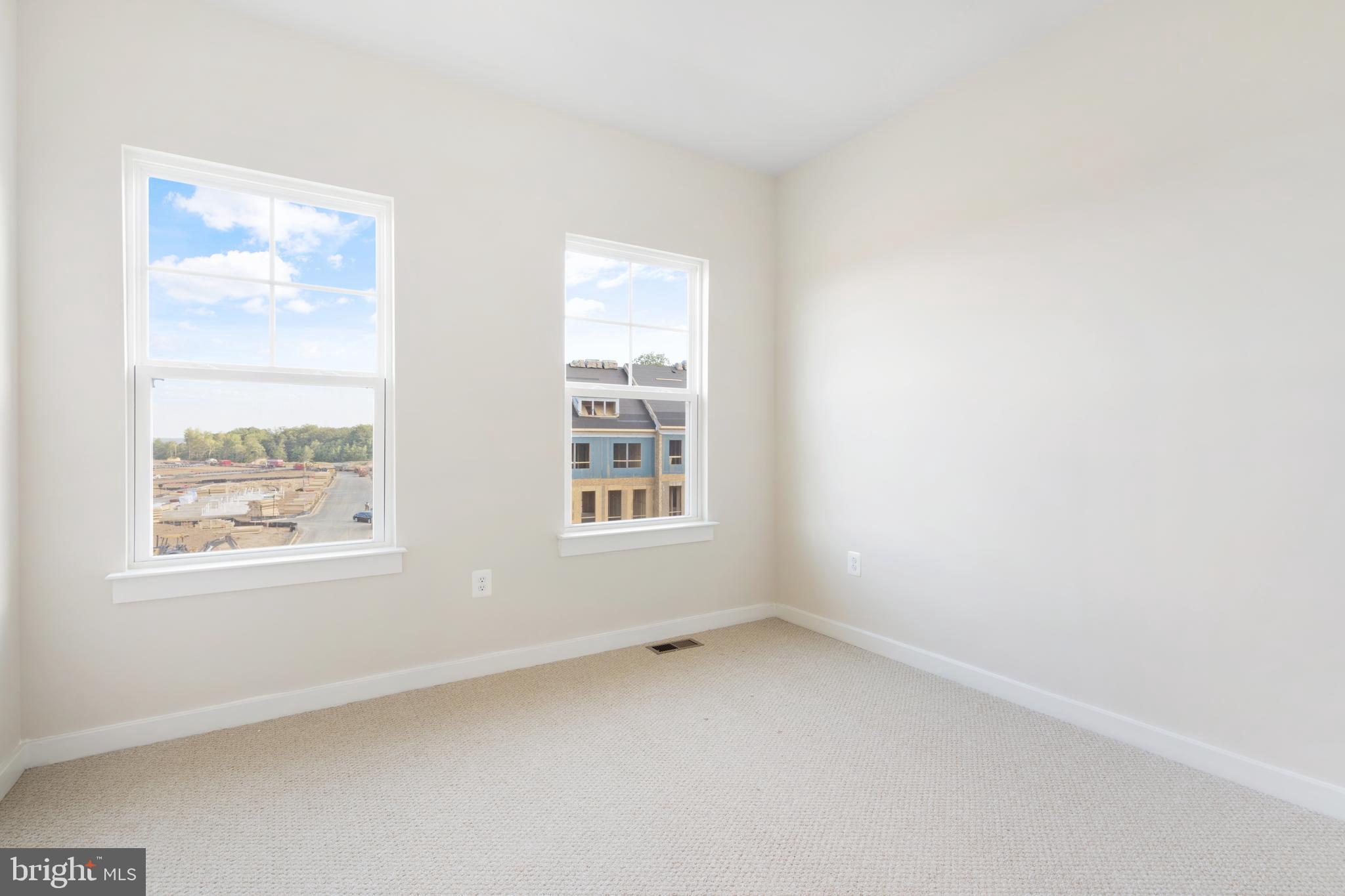 POTOMAC SHORES - Residential