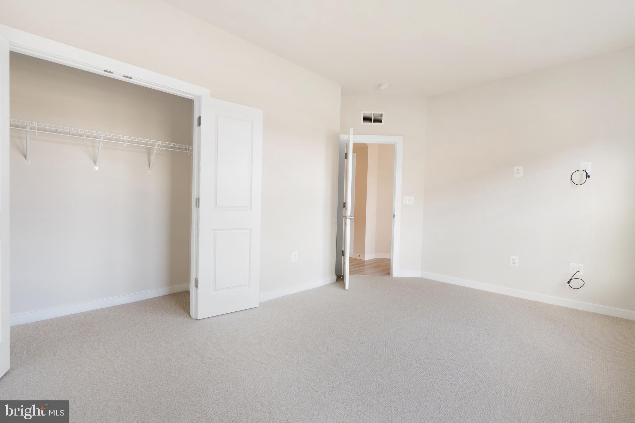 POTOMAC SHORES - Residential