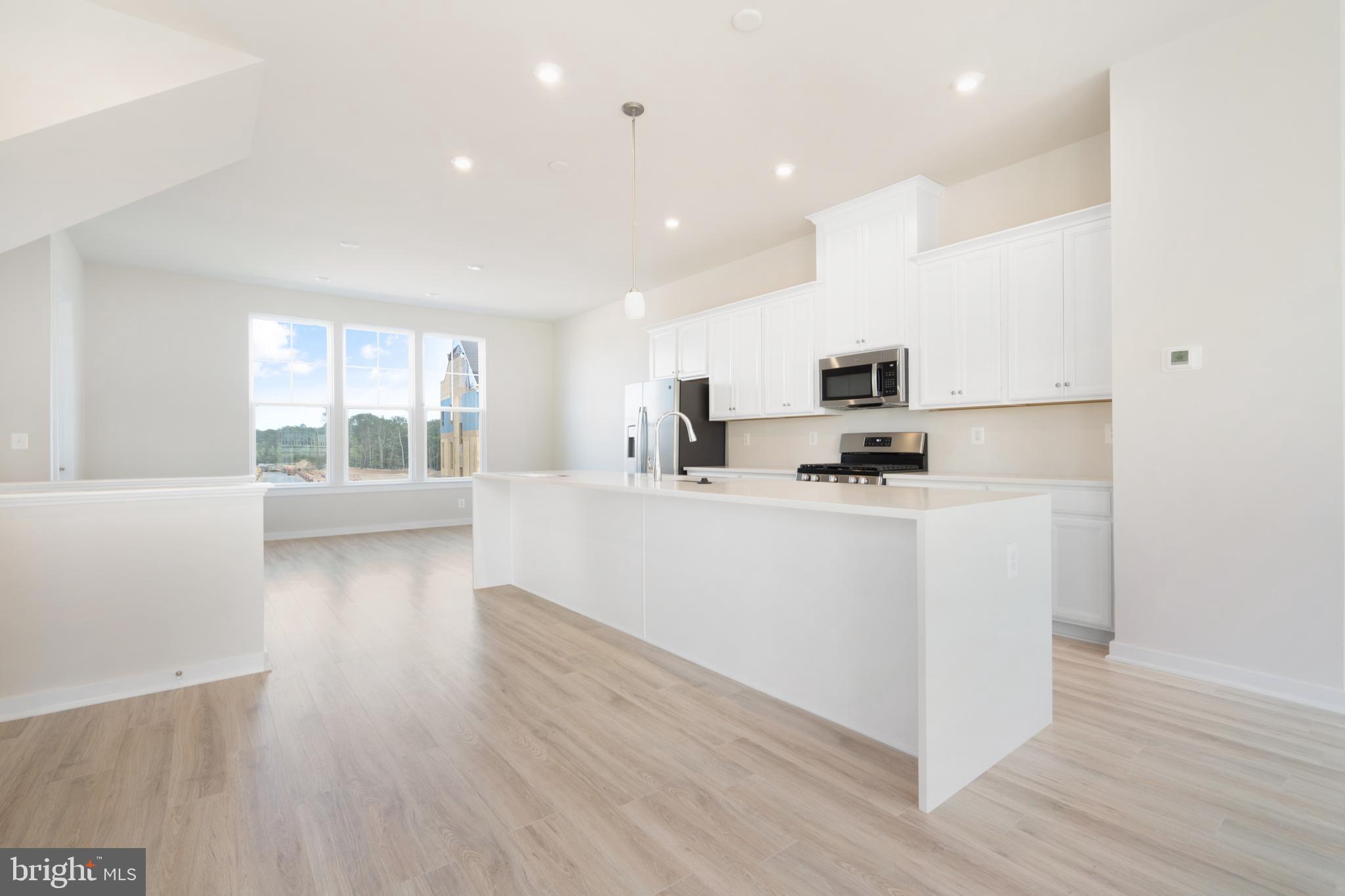 POTOMAC SHORES - Residential