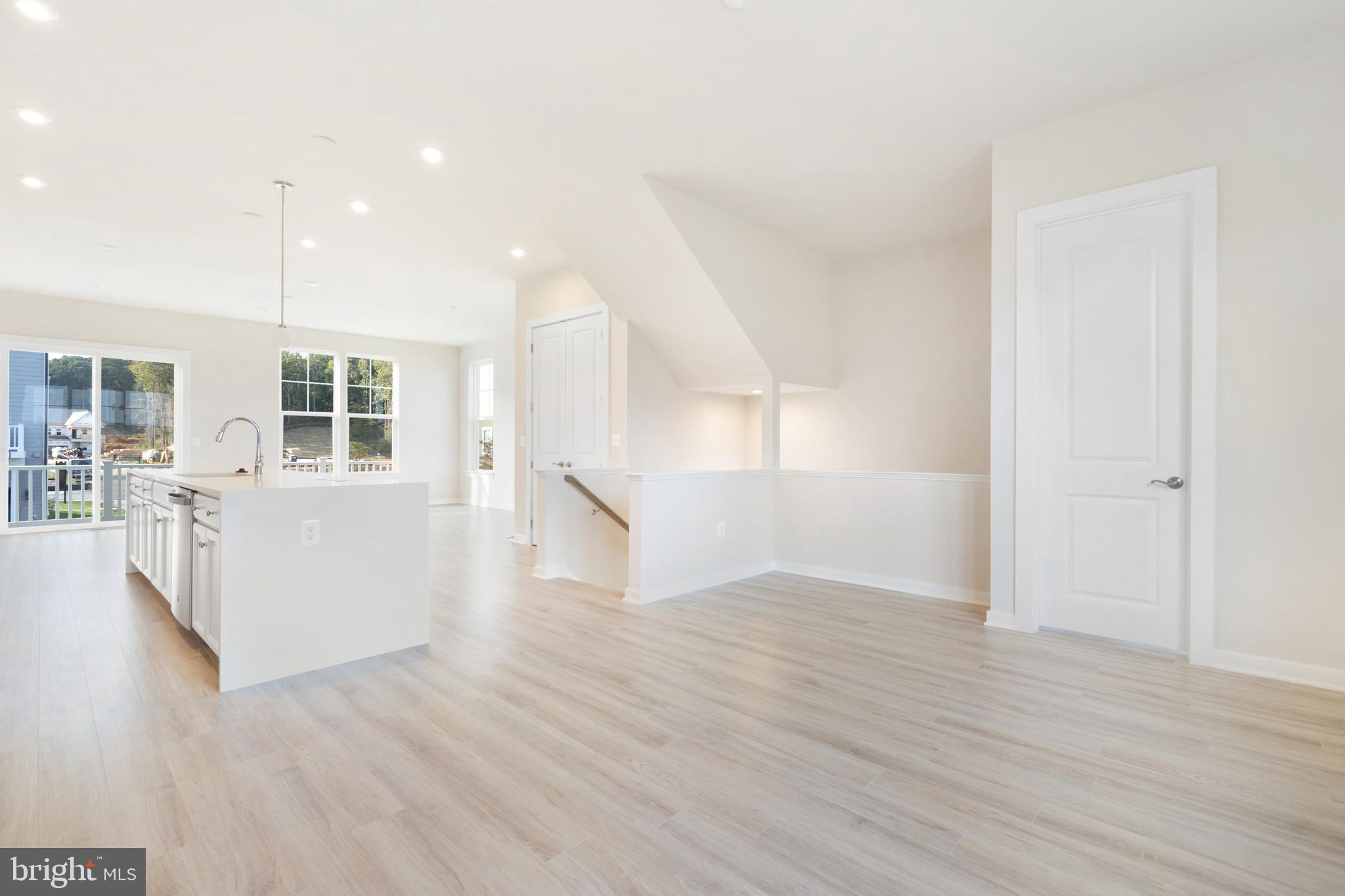 POTOMAC SHORES - Residential