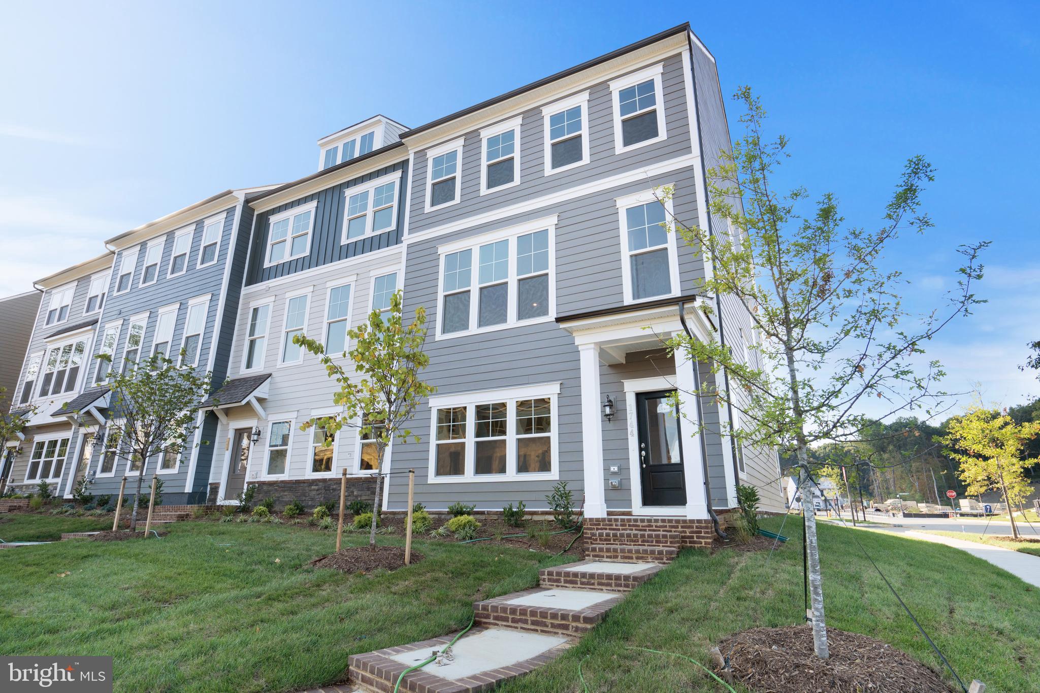 POTOMAC SHORES - Residential