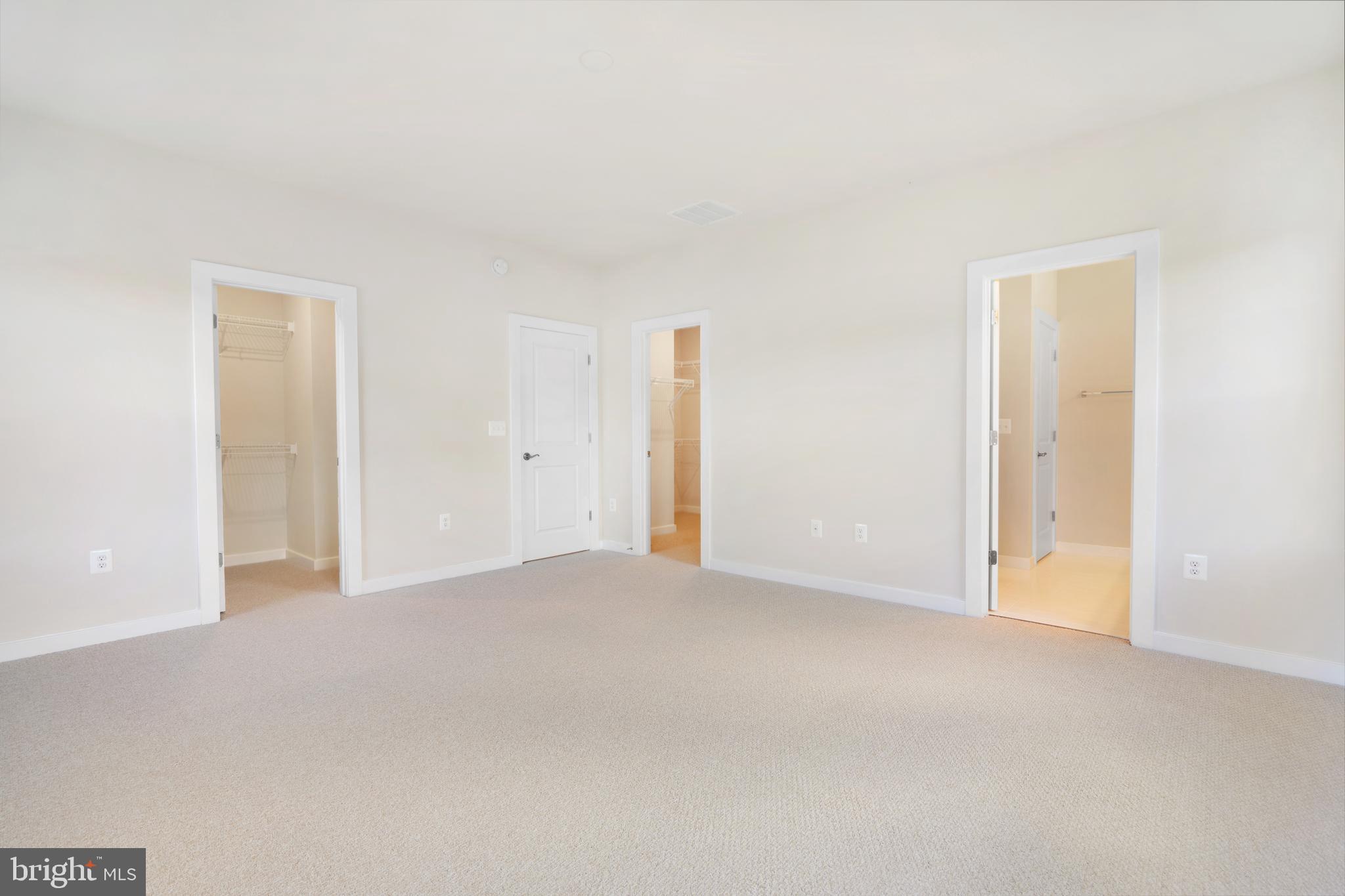 POTOMAC SHORES - Residential