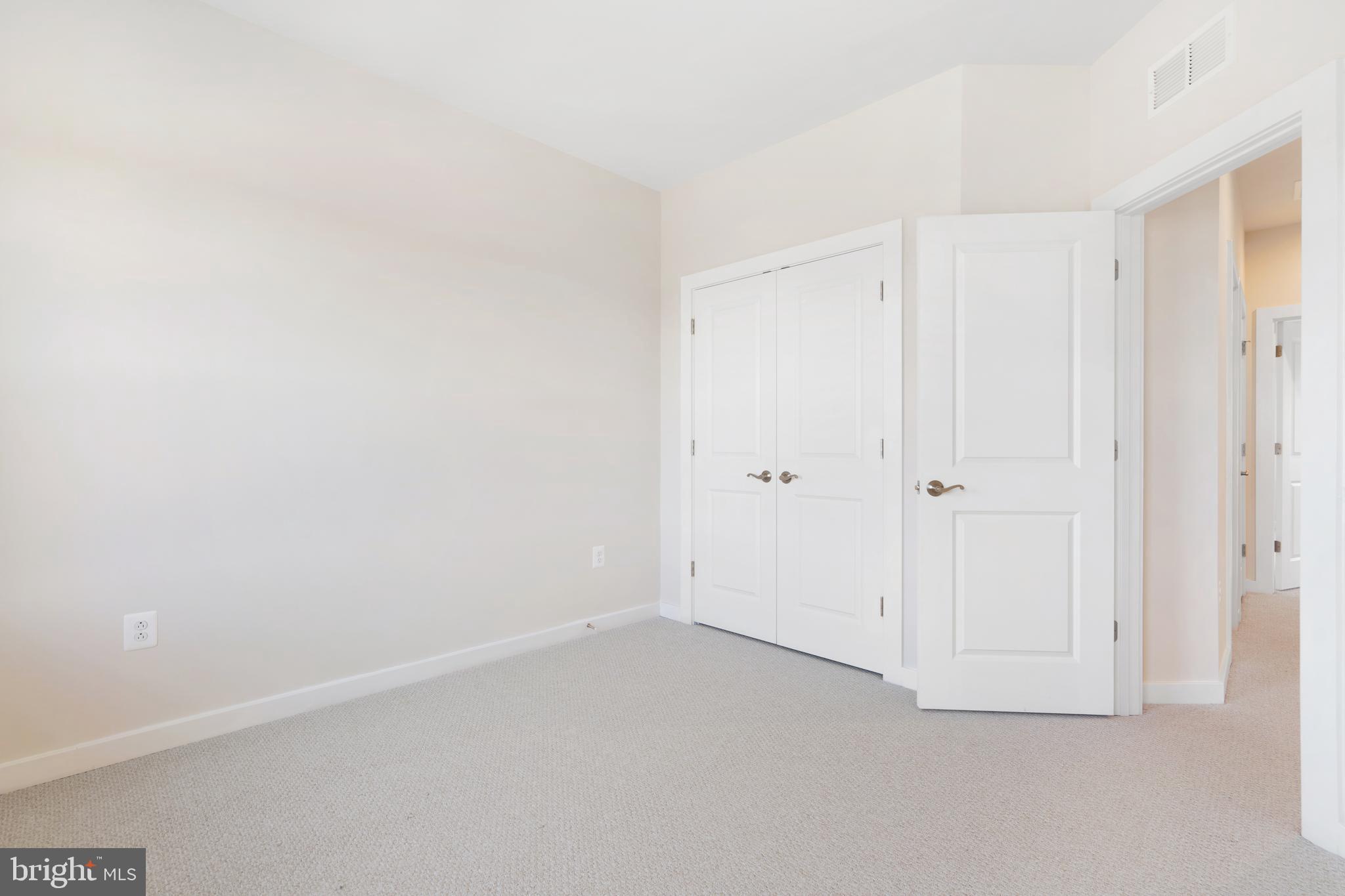 POTOMAC SHORES - Residential