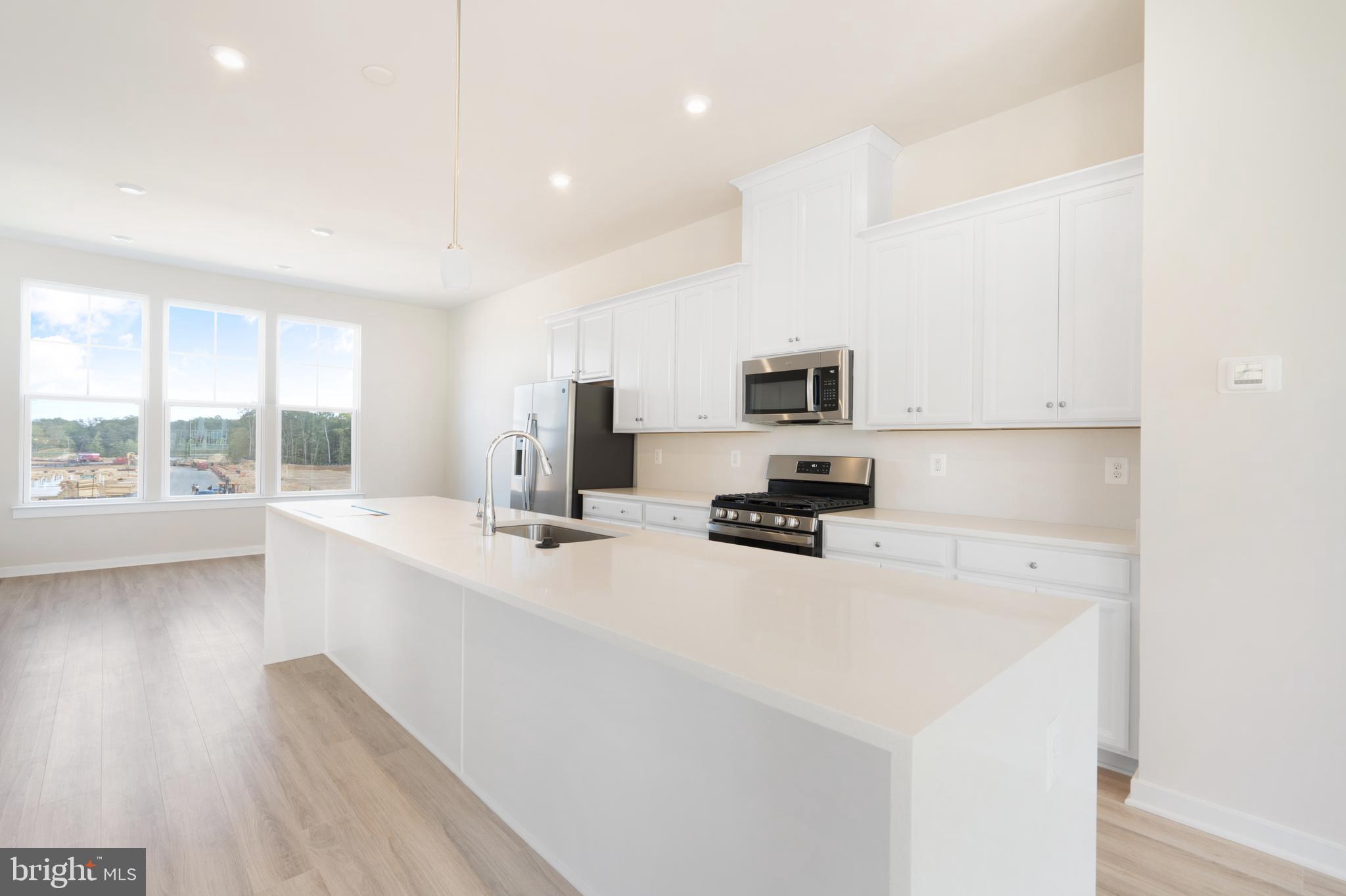 POTOMAC SHORES - Residential