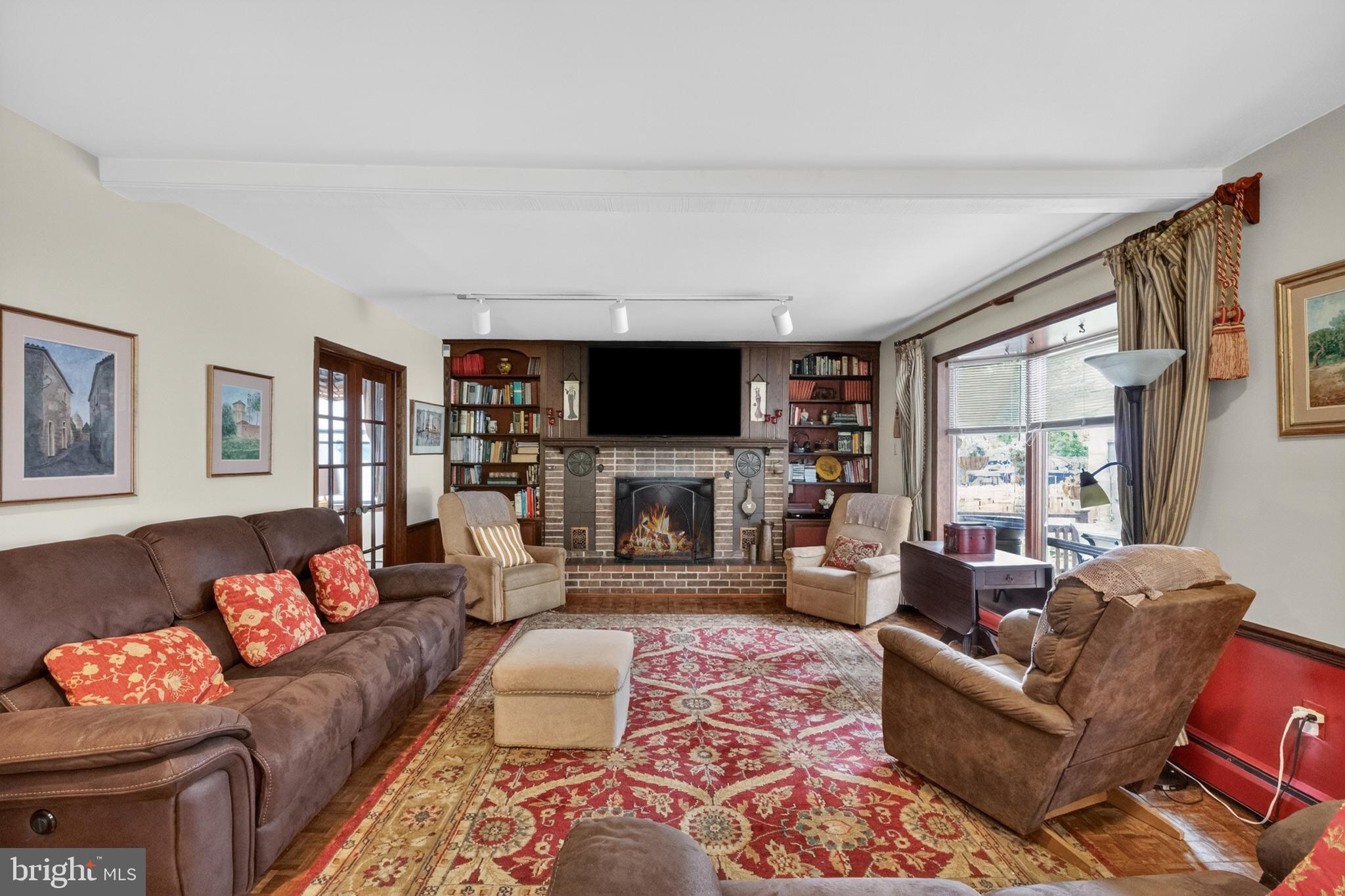 HIGHLAND FARMS - Residential