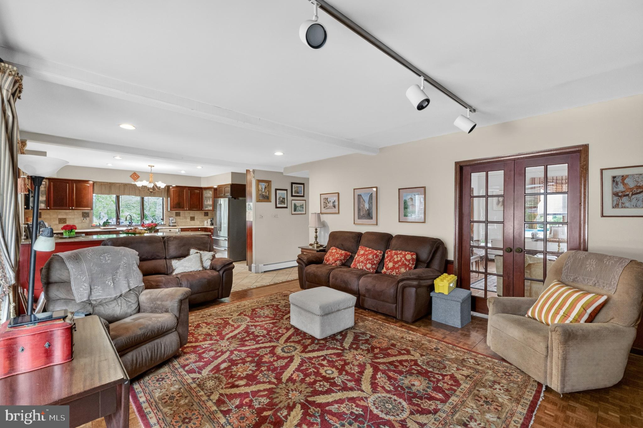 HIGHLAND FARMS - Residential