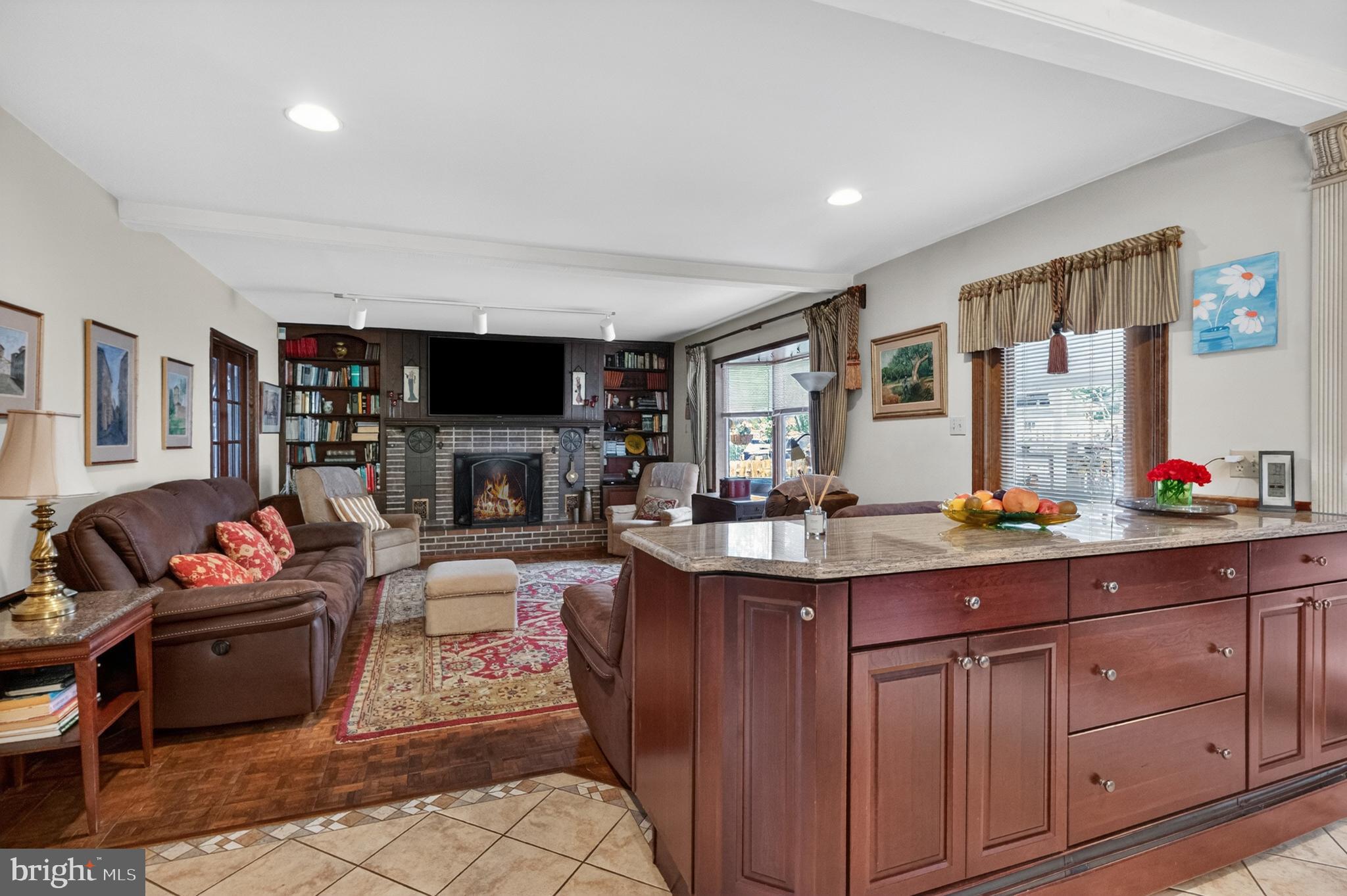 HIGHLAND FARMS - Residential