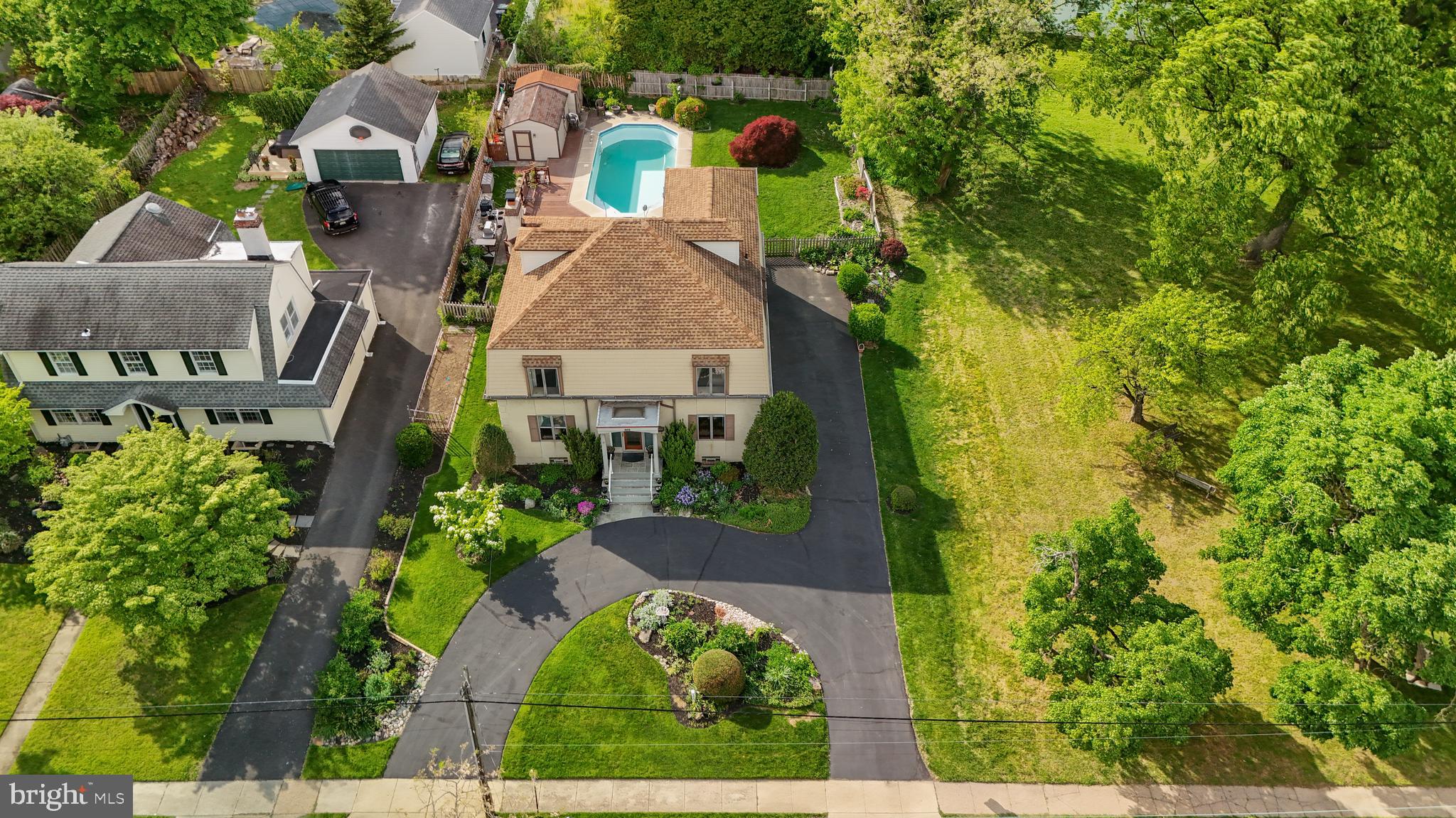 HIGHLAND FARMS - Residential