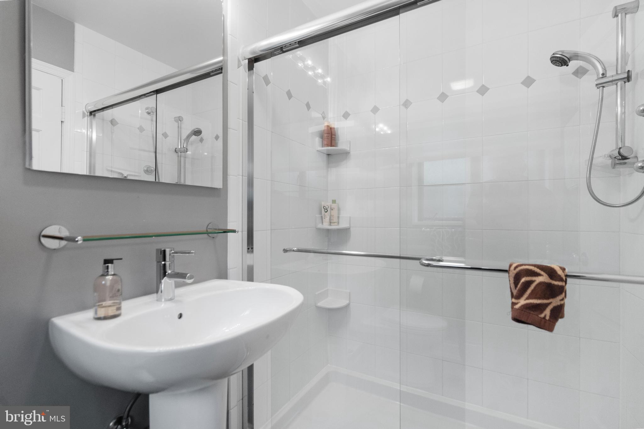 CLOVER - Residential