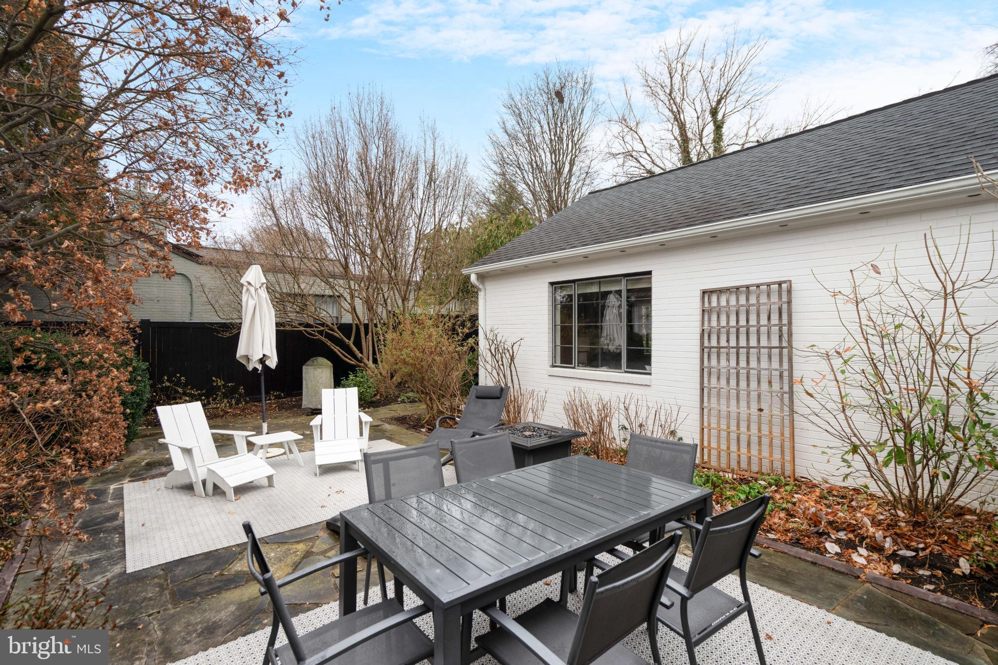 CLOVER - Residential