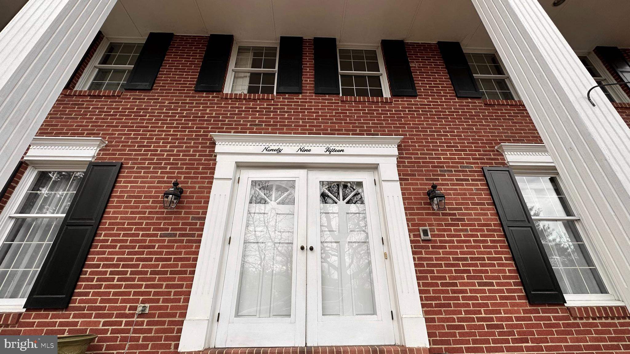 POTOMAC OUTSIDE - Residential Lease