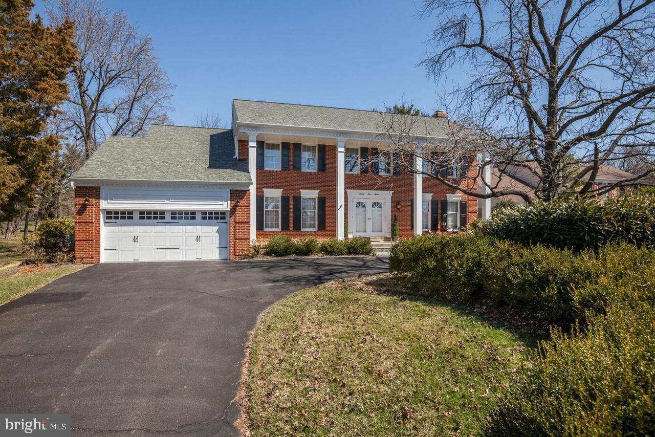 POTOMAC OUTSIDE - Residential Lease