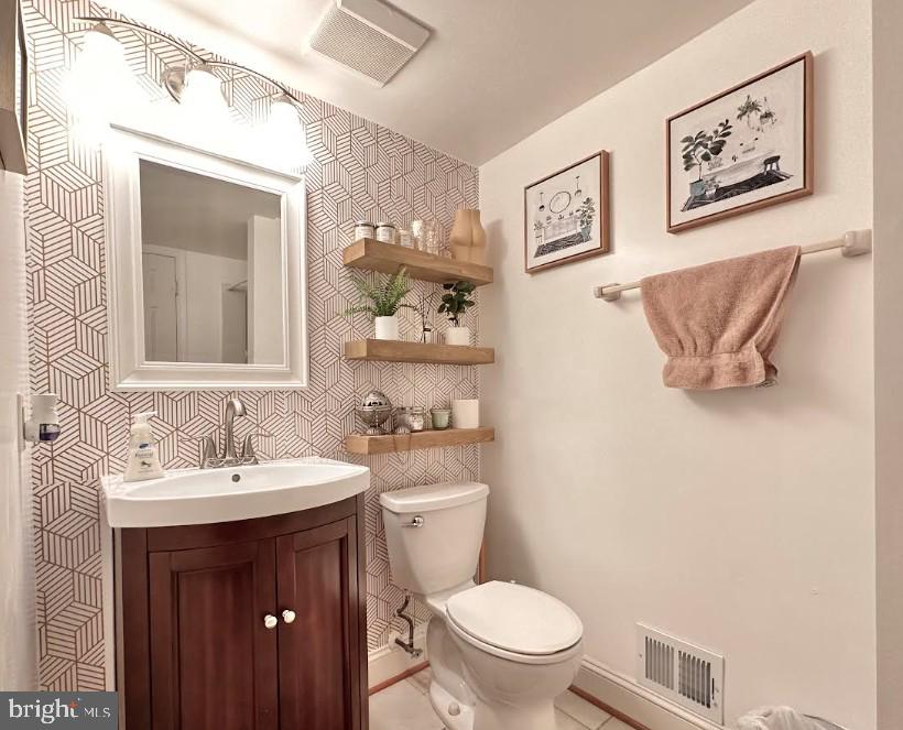 POTOMAC OUTSIDE - Residential Lease