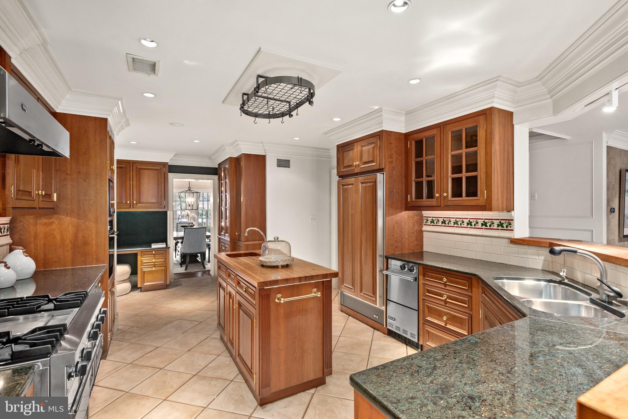 GLEN ECHO HEIGHTS - Residential