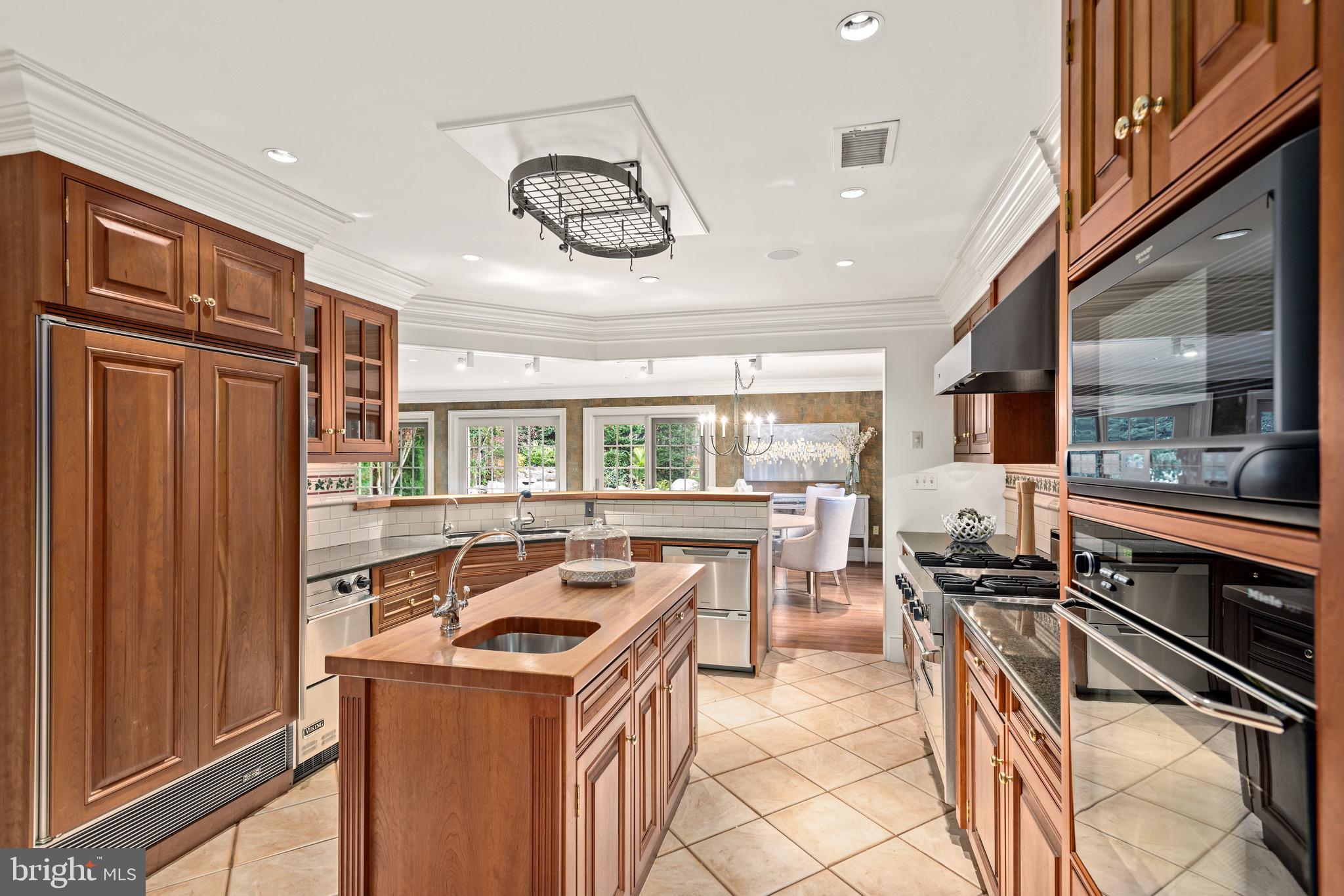 GLEN ECHO HEIGHTS - Residential