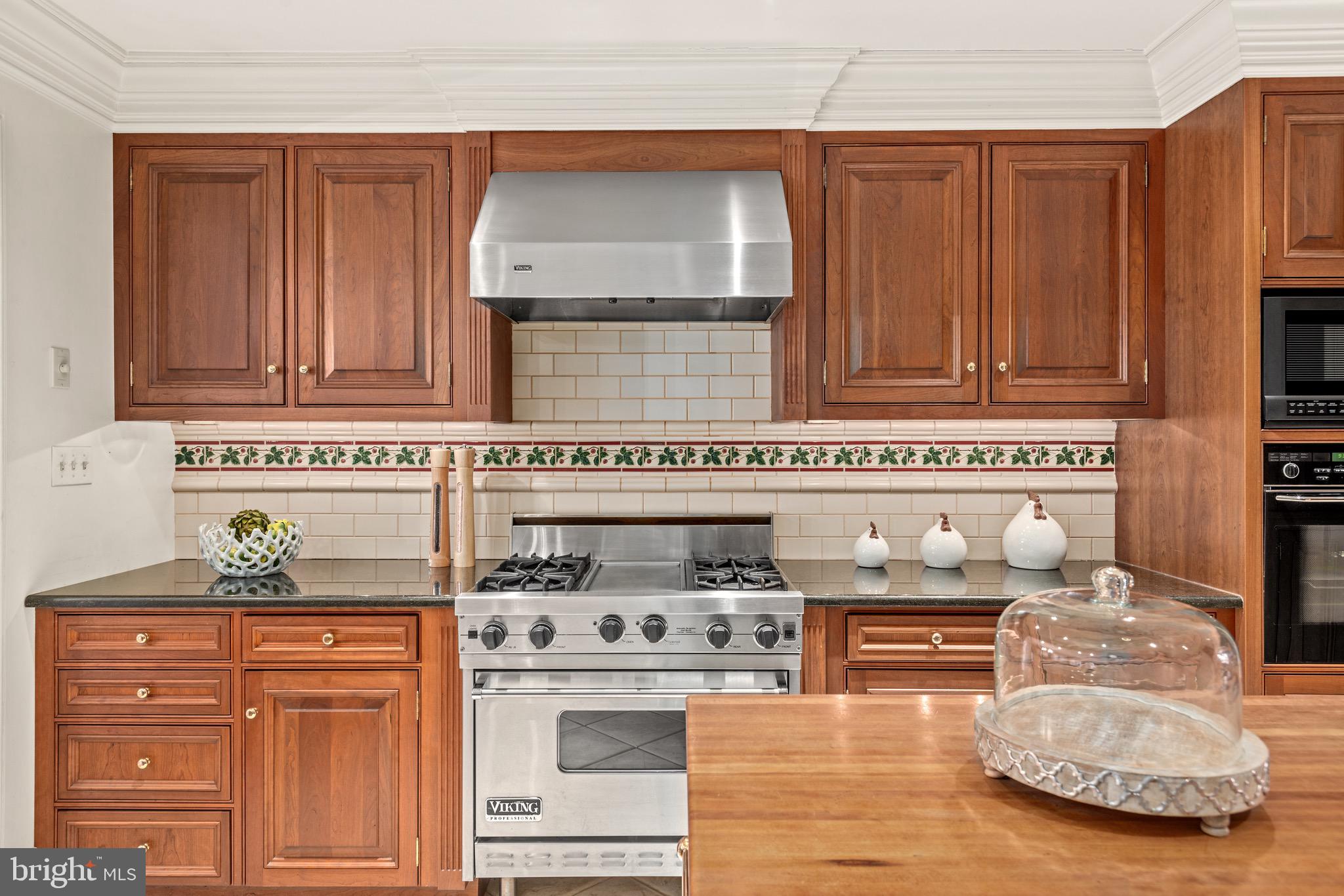 GLEN ECHO HEIGHTS - Residential