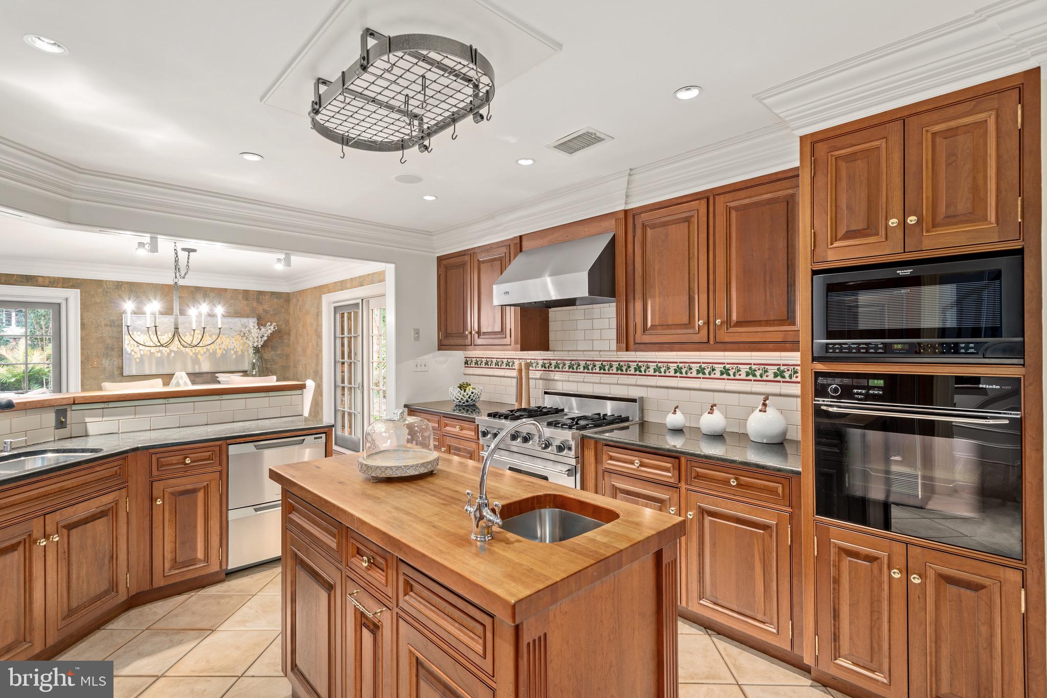 GLEN ECHO HEIGHTS - Residential