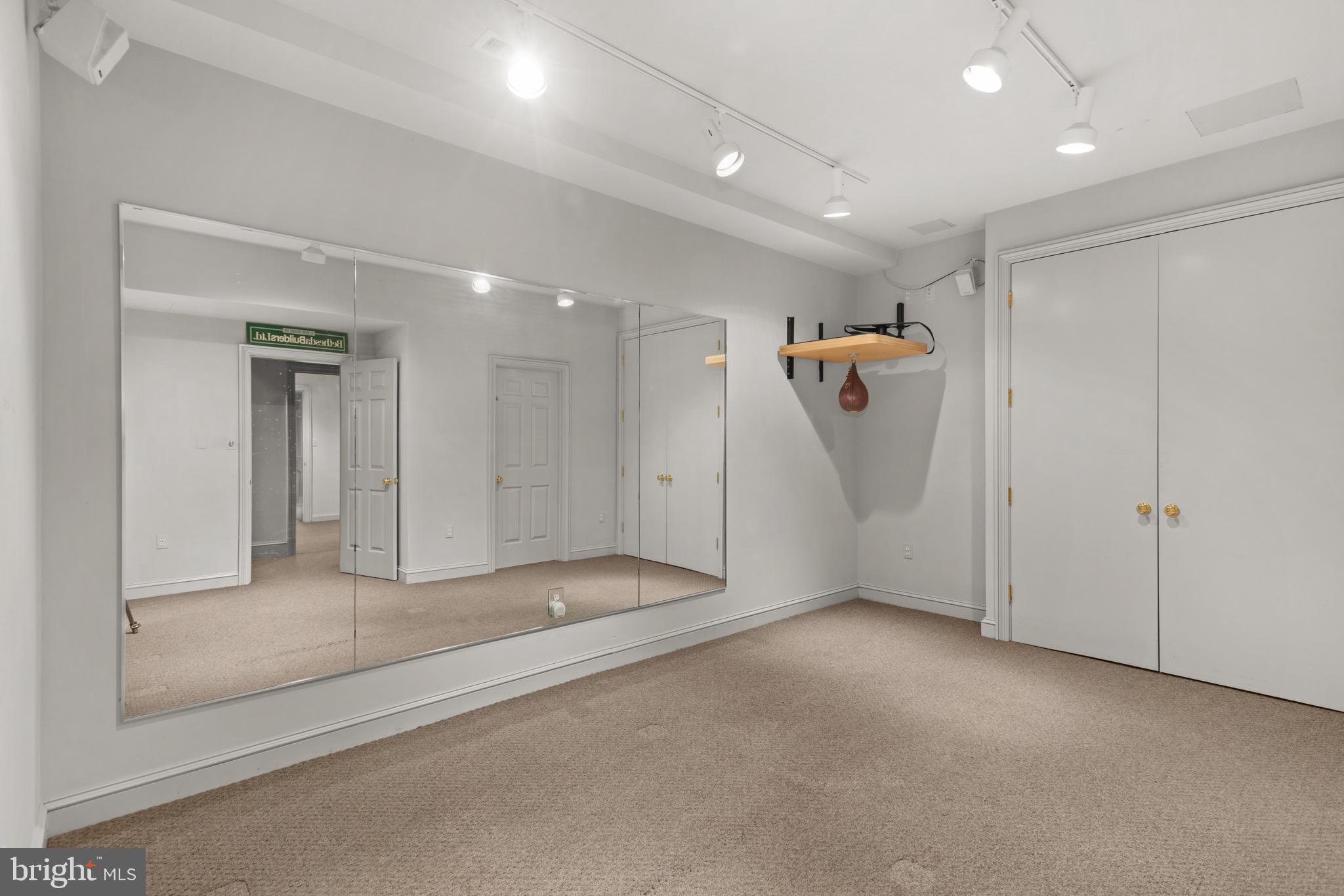 GLEN ECHO HEIGHTS - Residential