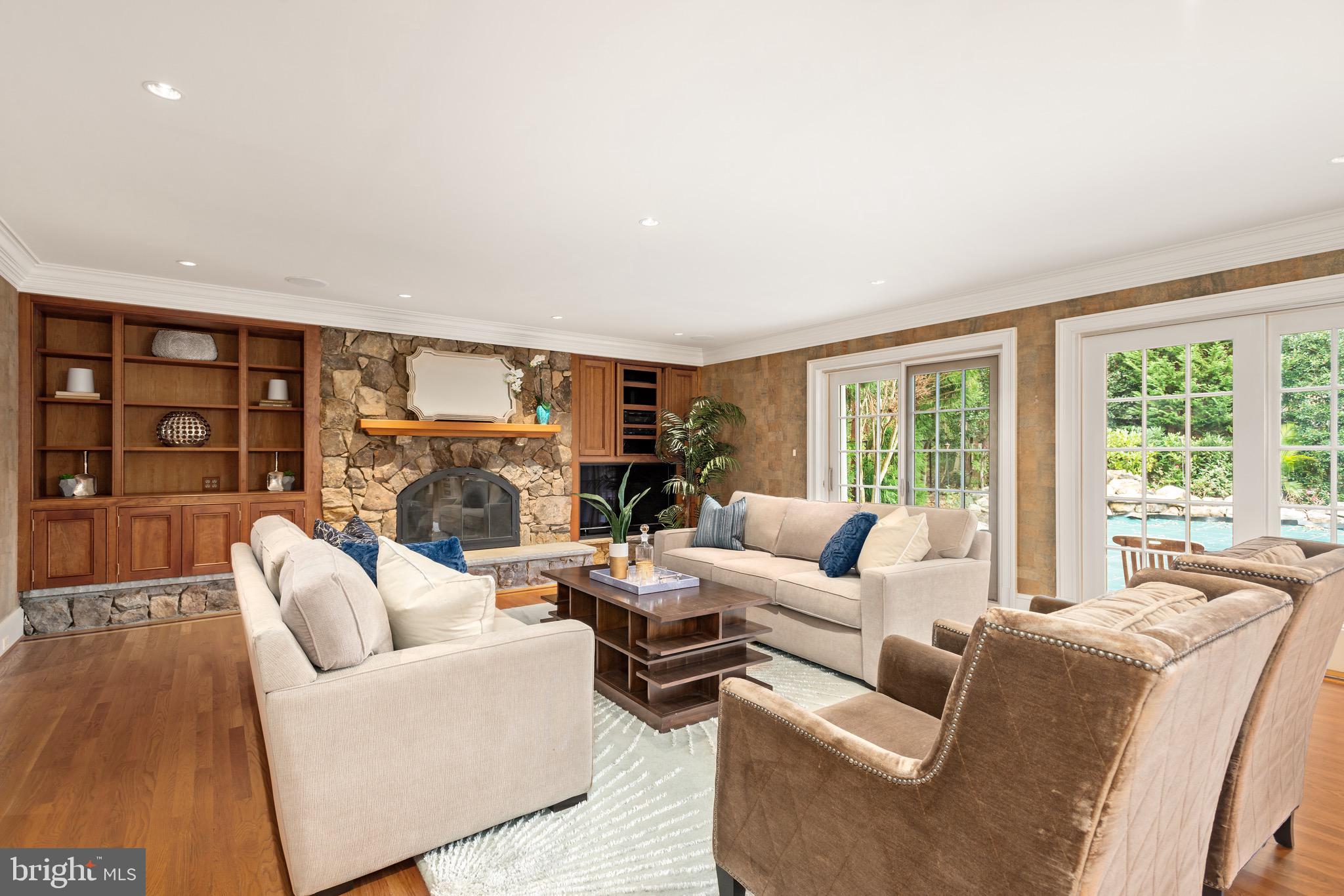 GLEN ECHO HEIGHTS - Residential