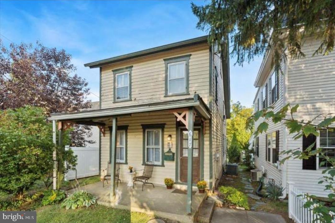 MEDIA - Residential Lease