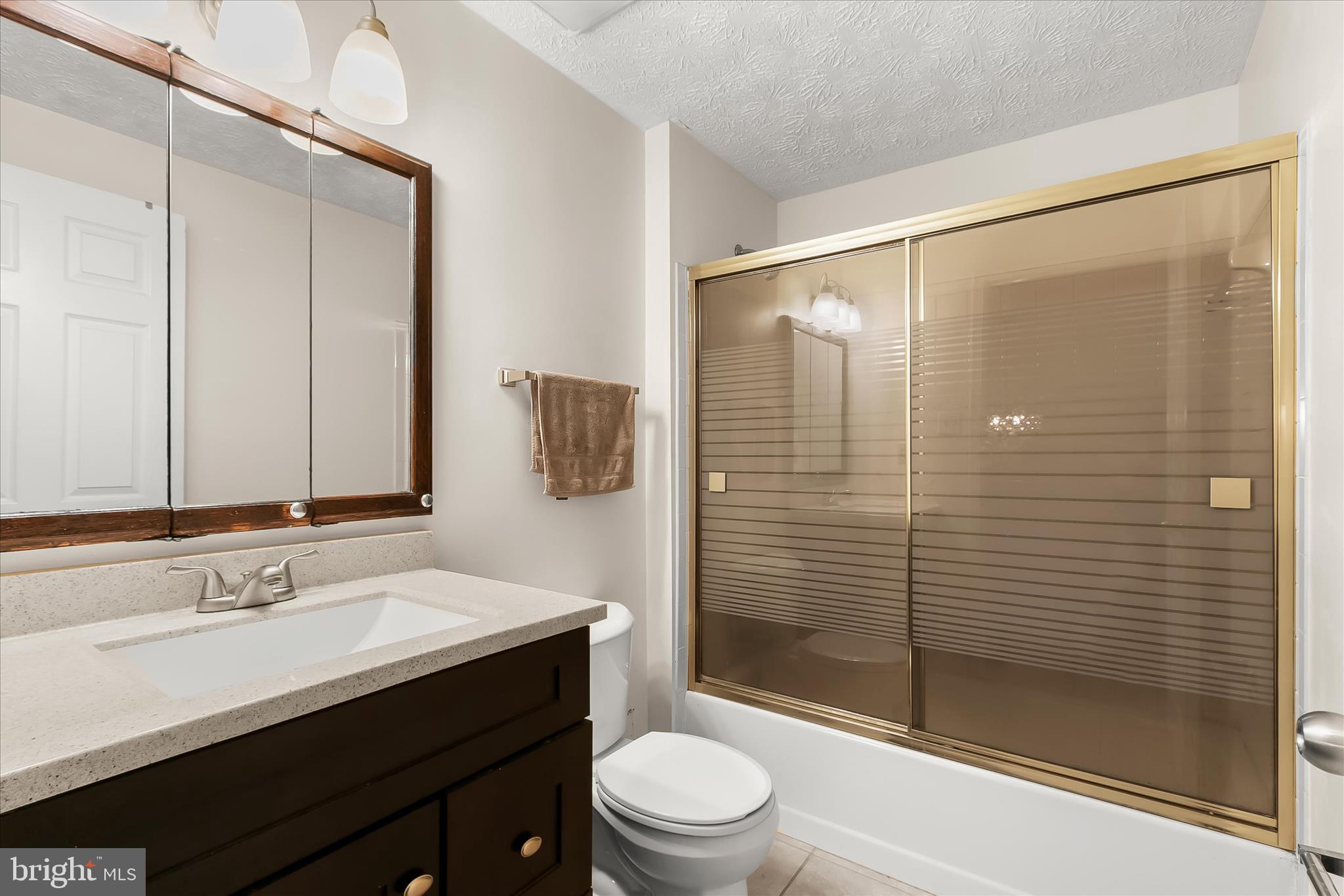 GREEN HOLLY WOODS - Residential