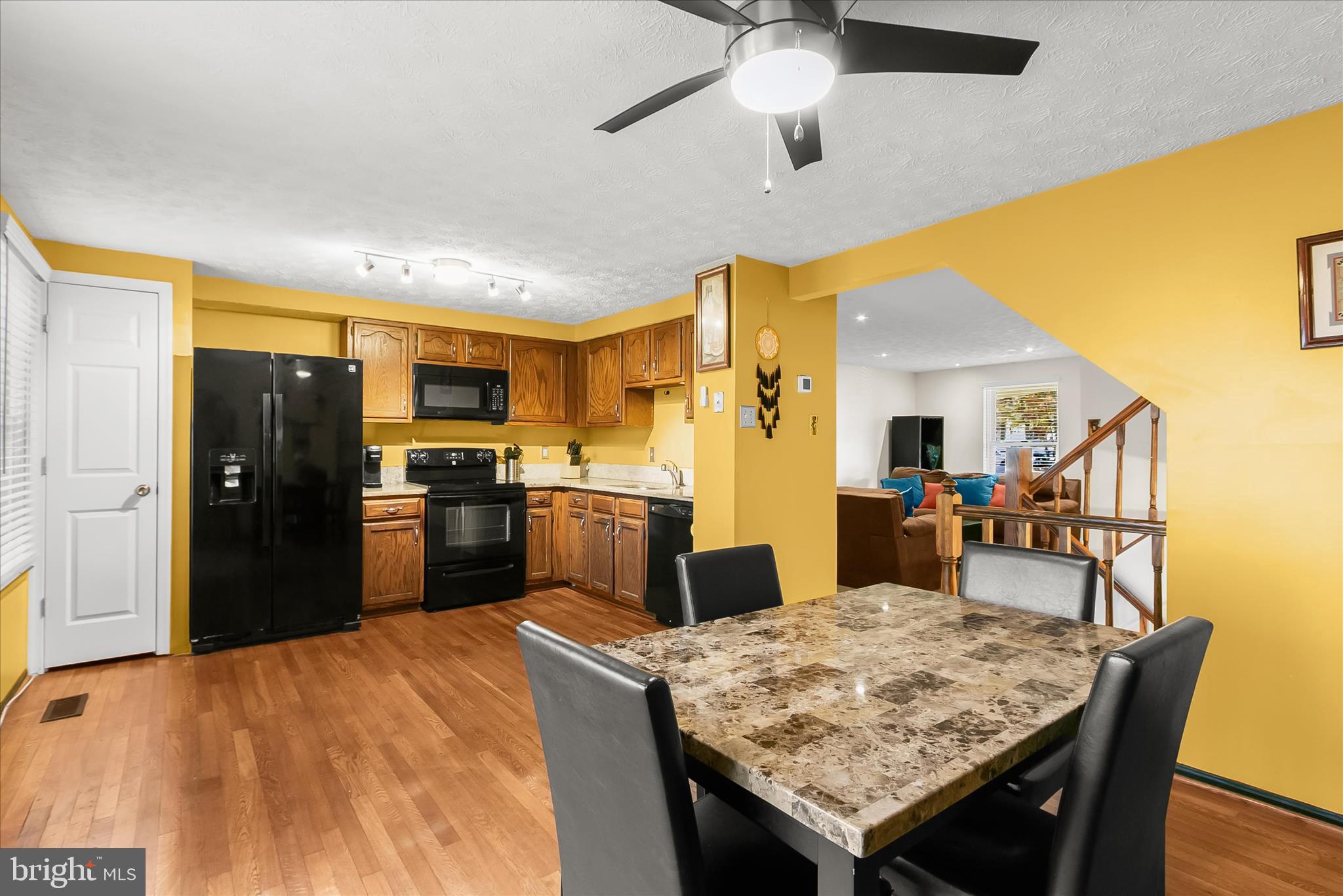 GREEN HOLLY WOODS - Residential