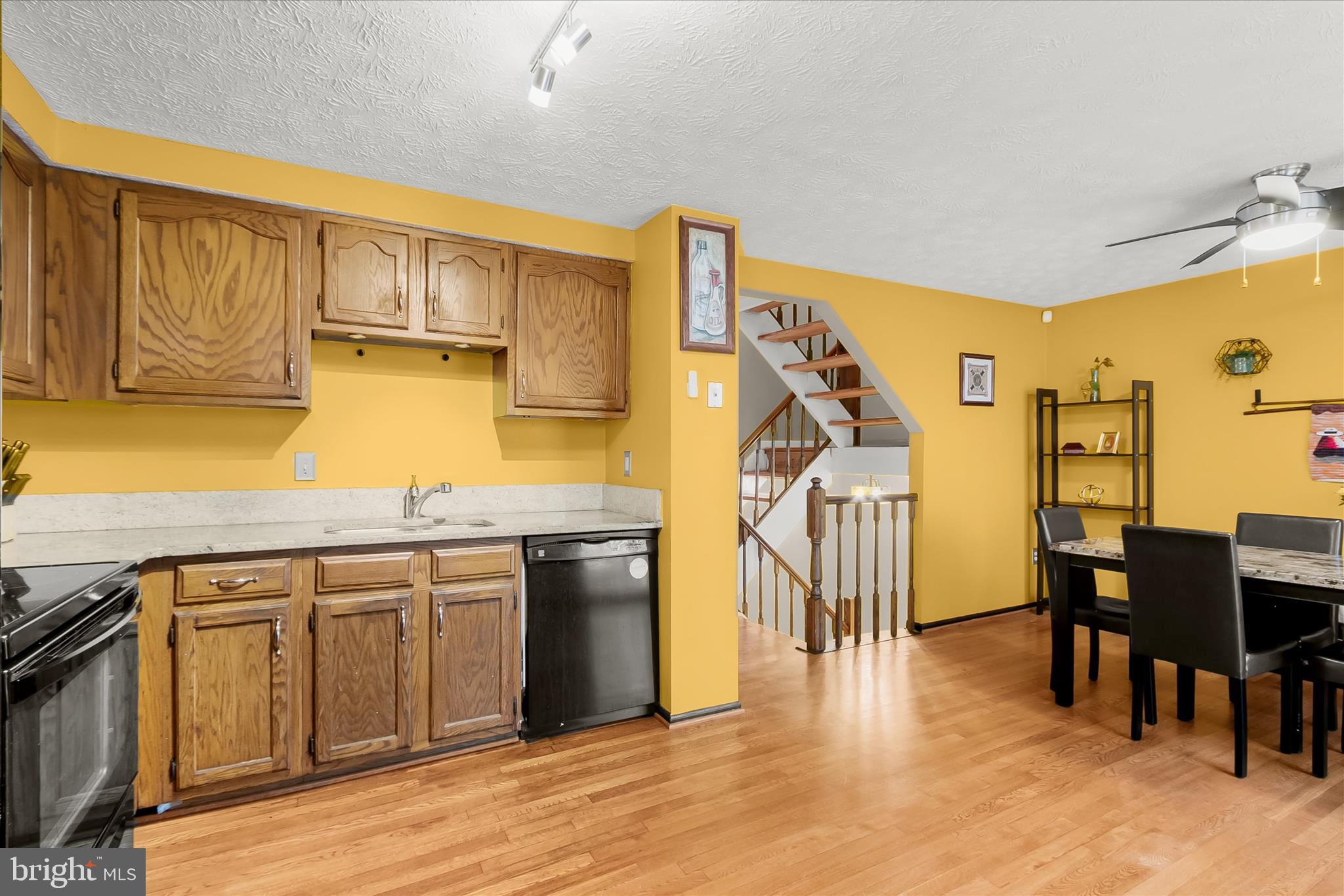 GREEN HOLLY WOODS - Residential