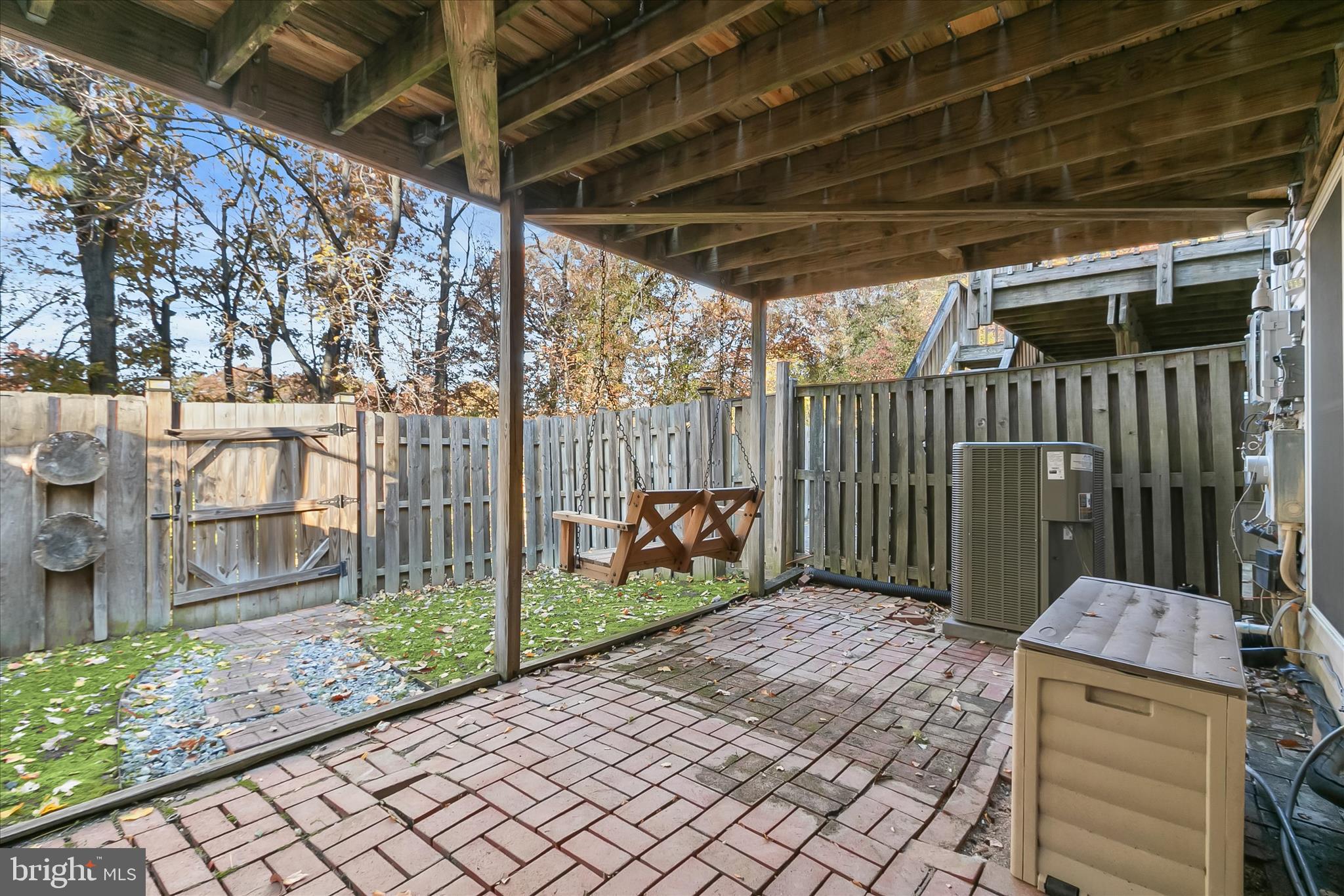 GREEN HOLLY WOODS - Residential