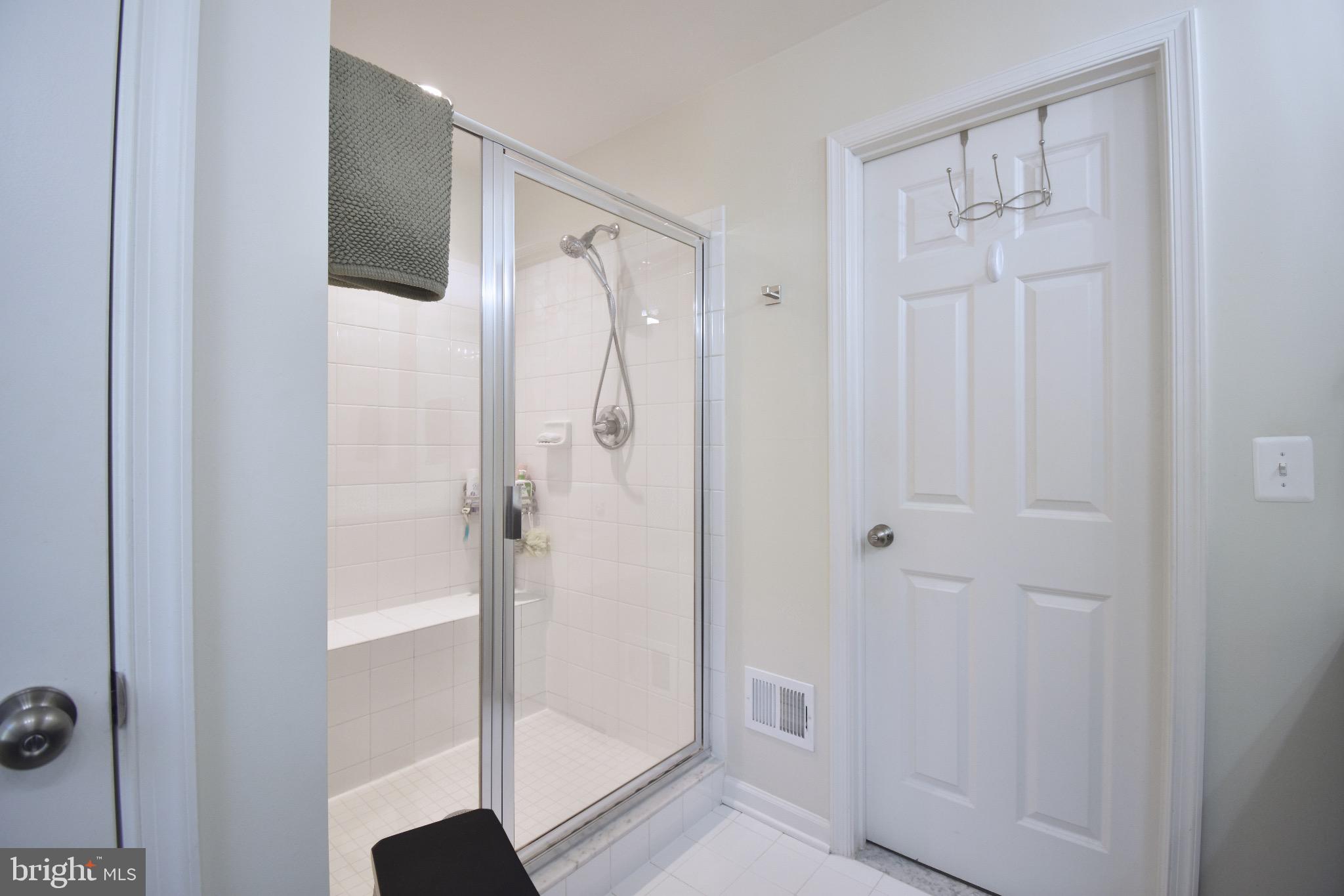 SNOWDEN BRIDGE - Residential Lease