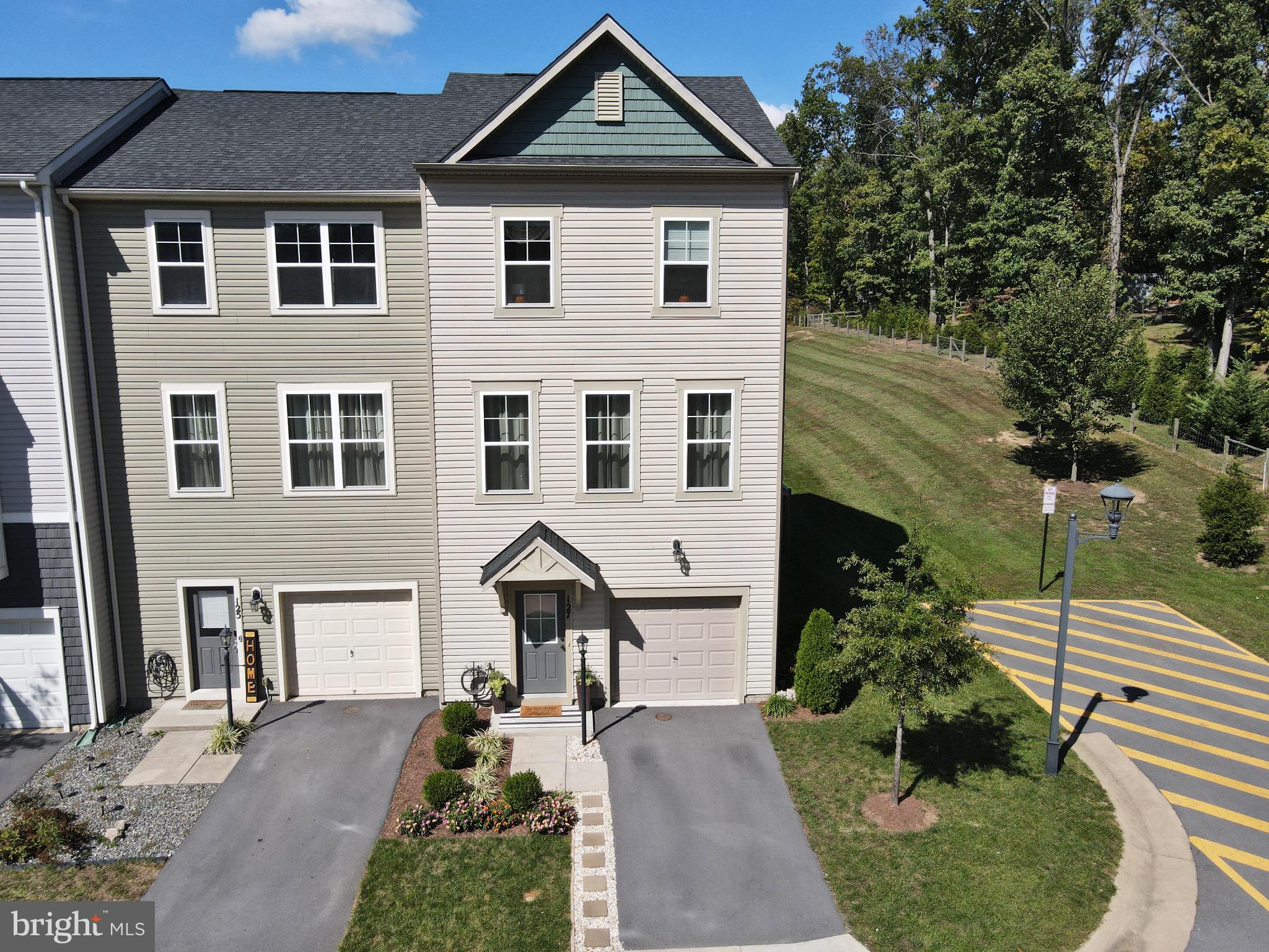 SNOWDEN BRIDGE - Residential Lease